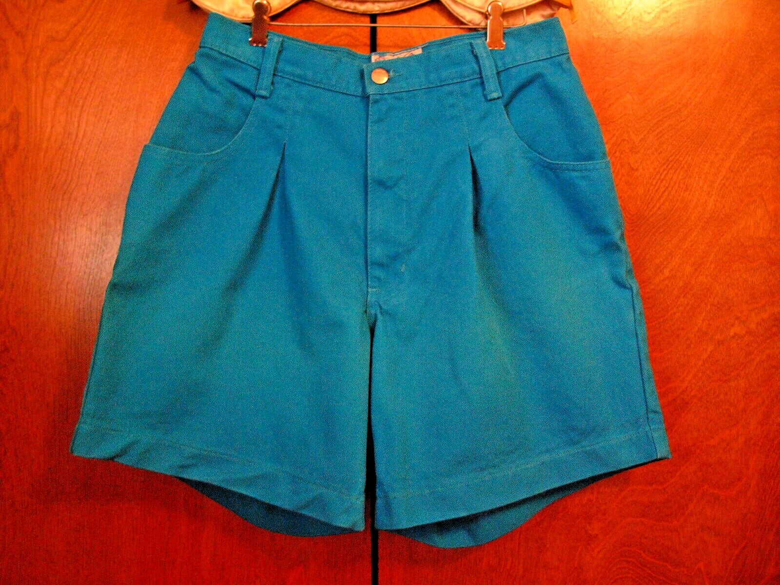 Vintage Womens Sasson Mom Shorts Bright Teal Front Pleats Size 12 1990’s Mexico