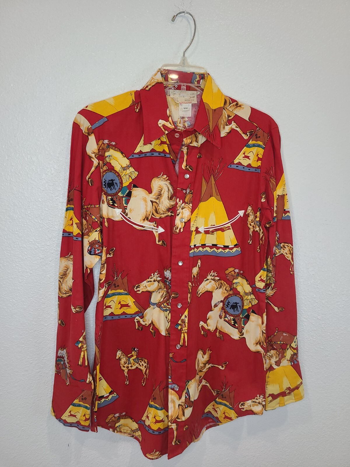 VTG Caravan Western Apparel Native novelty print Shirt, Rare retro indigenous M