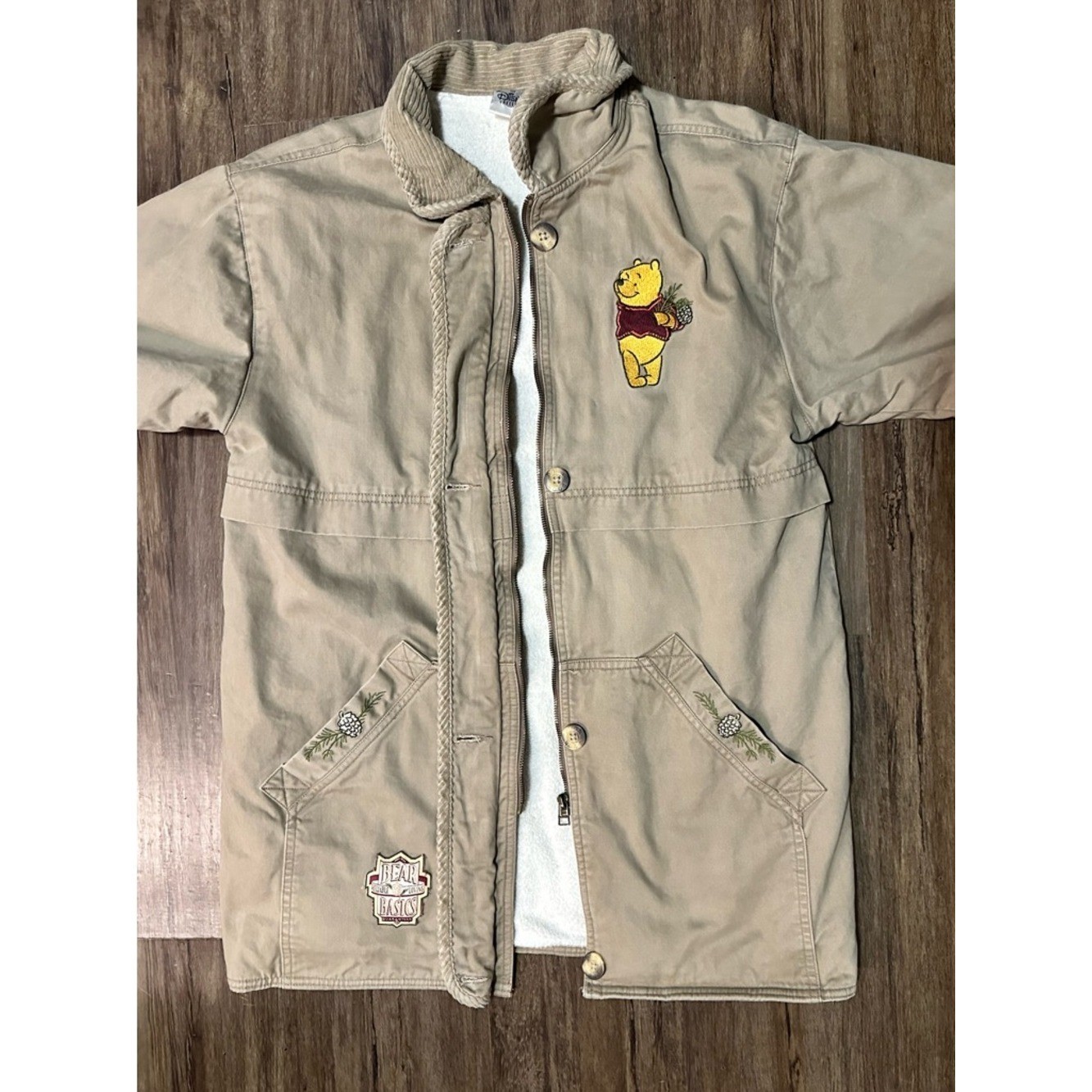 RARE Vintage 1990s Winnie The Pooh Barn Jacket in Excellent Condition. Size S