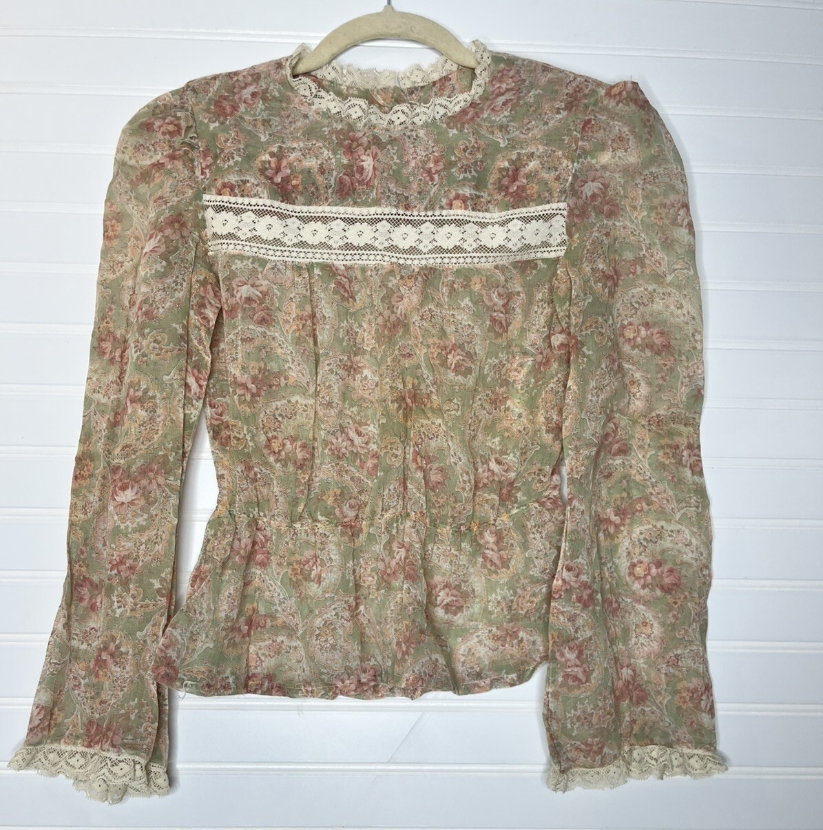 Vintage 1970s You Babes Long Sleeve Floral Lace Peplum Peasant Blouse Sheer S