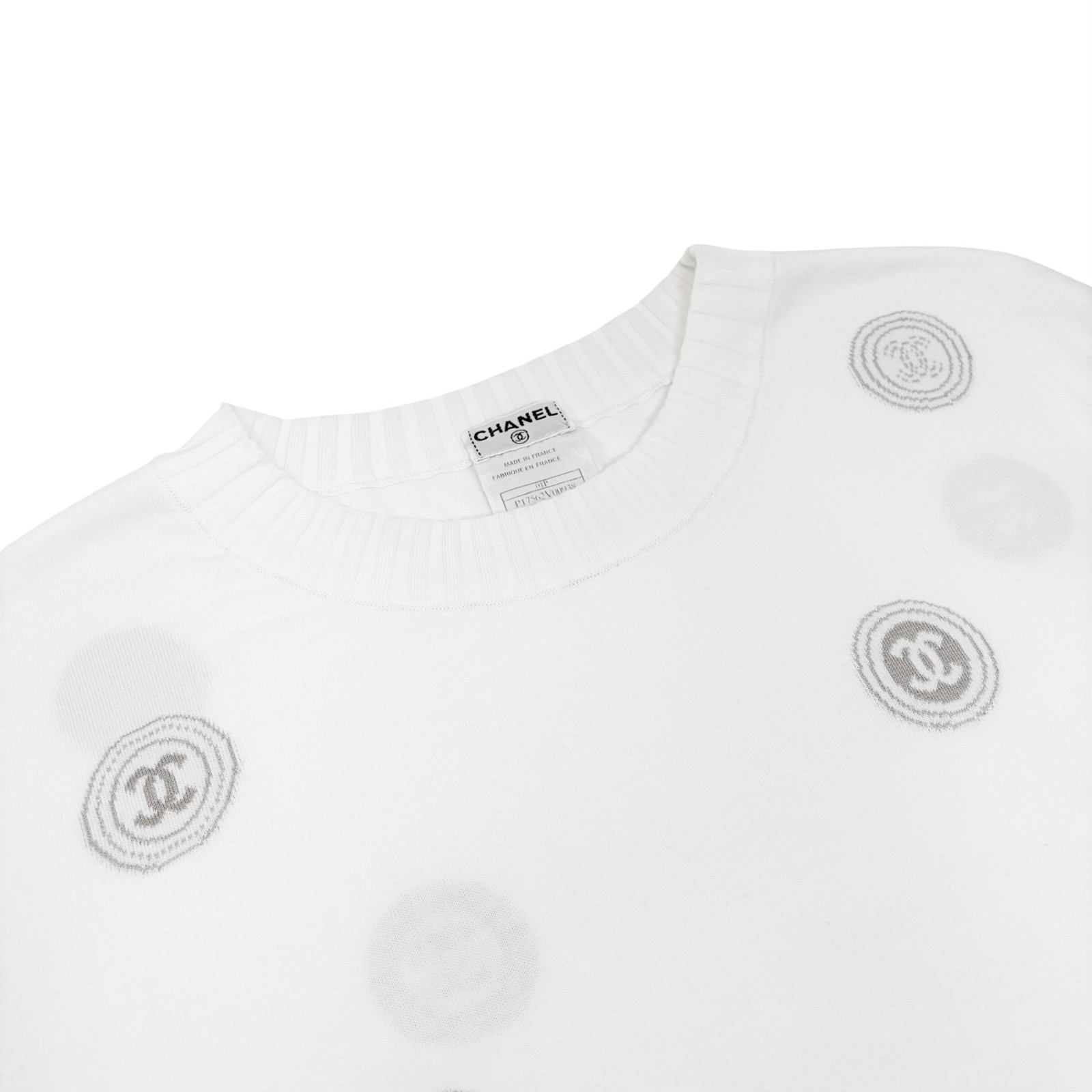 CHANEL Vintage 01P CC Logo Stamp Logo Knit Shirt Top #38 White Greige 901829