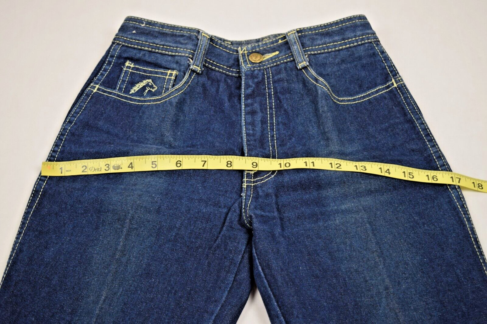 Vintage Jordache Jeans Horsehead Size 26 x 31 70s Indigo White Stitch High Waist