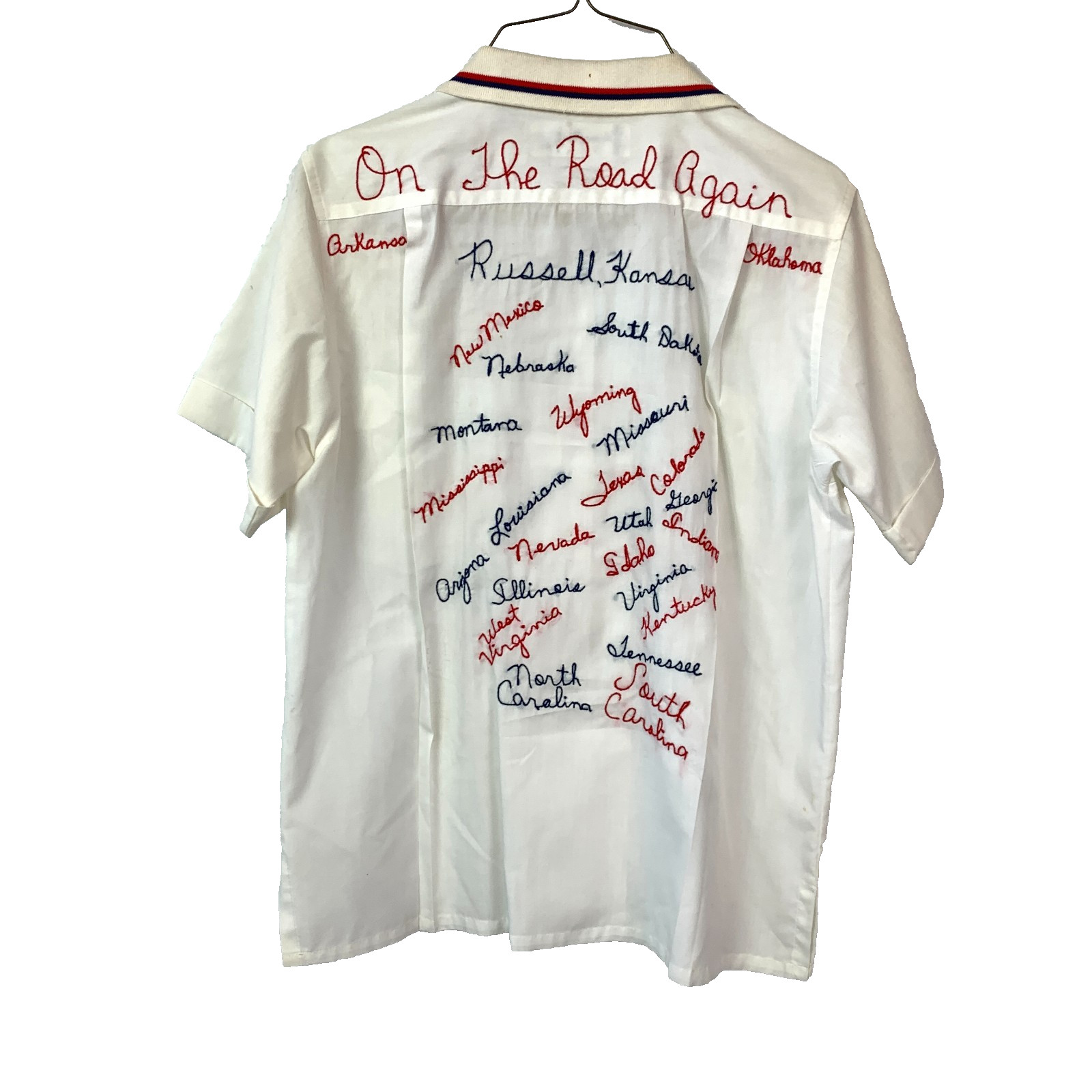 Vintage Hunter’s Glen Embroidered Tourist Kitsch On The Road Again Shirt 14