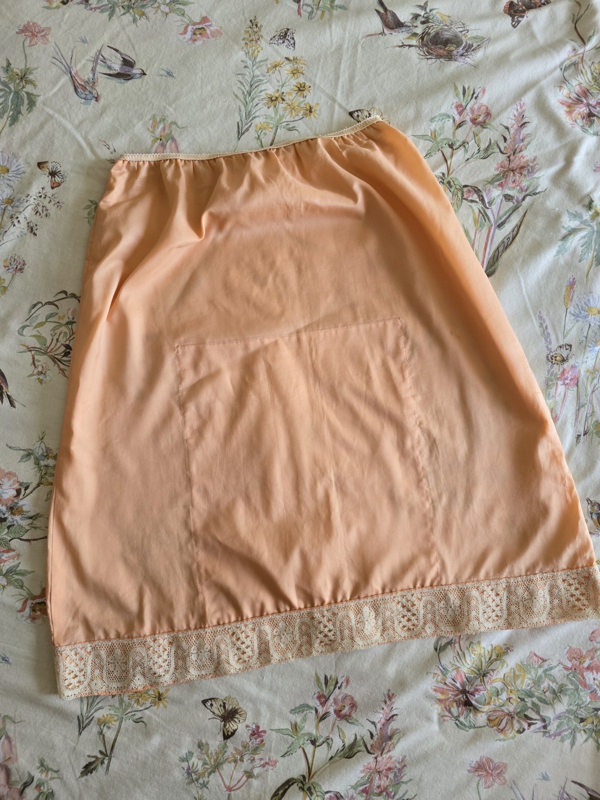 Vintage 1960s Peach Half Slip Skirt Womens XS Small Mid Century Burlesque Lace