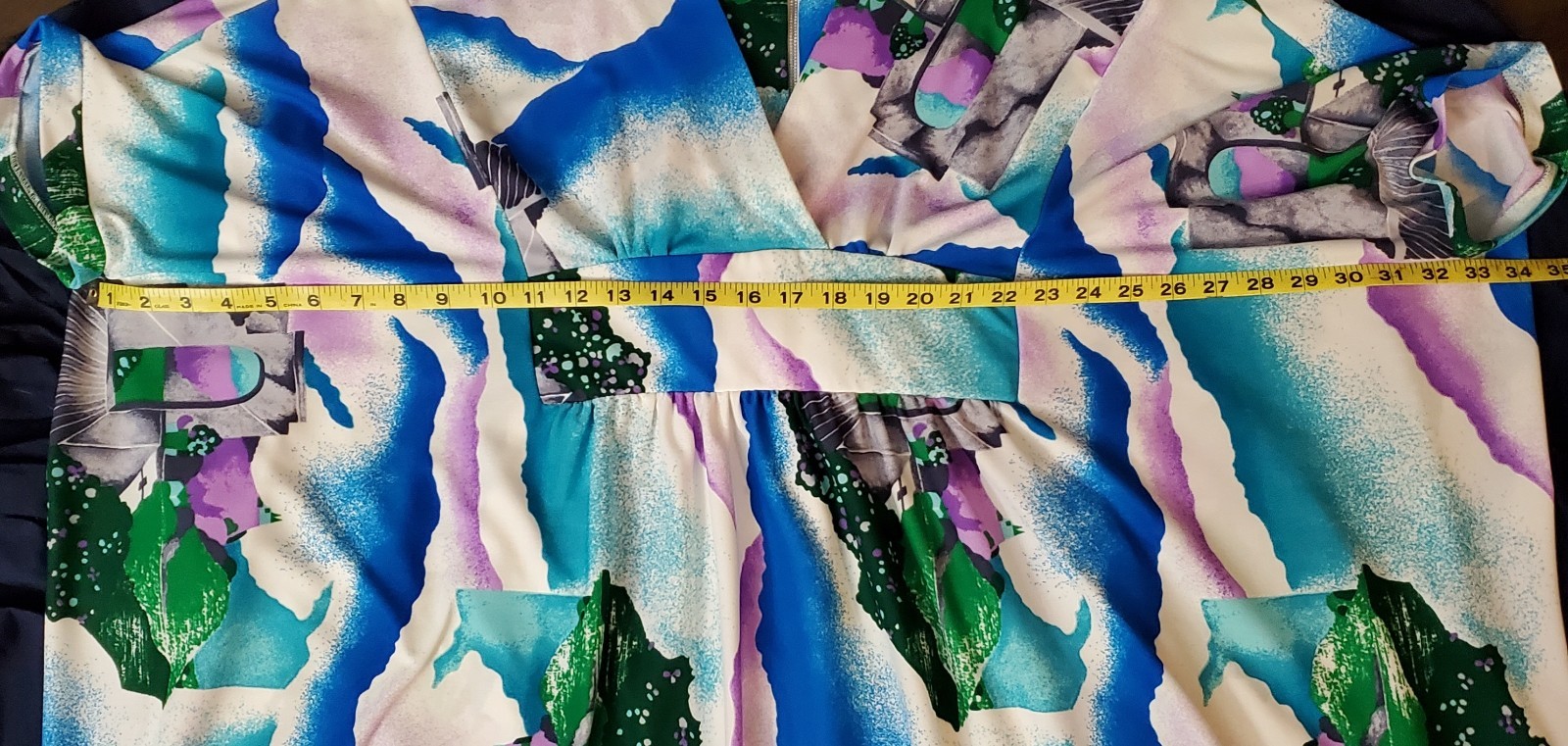 Vtg Tyrone Brand Hawaiian Dress -One Size- Striking Tropical Floral Muumuu