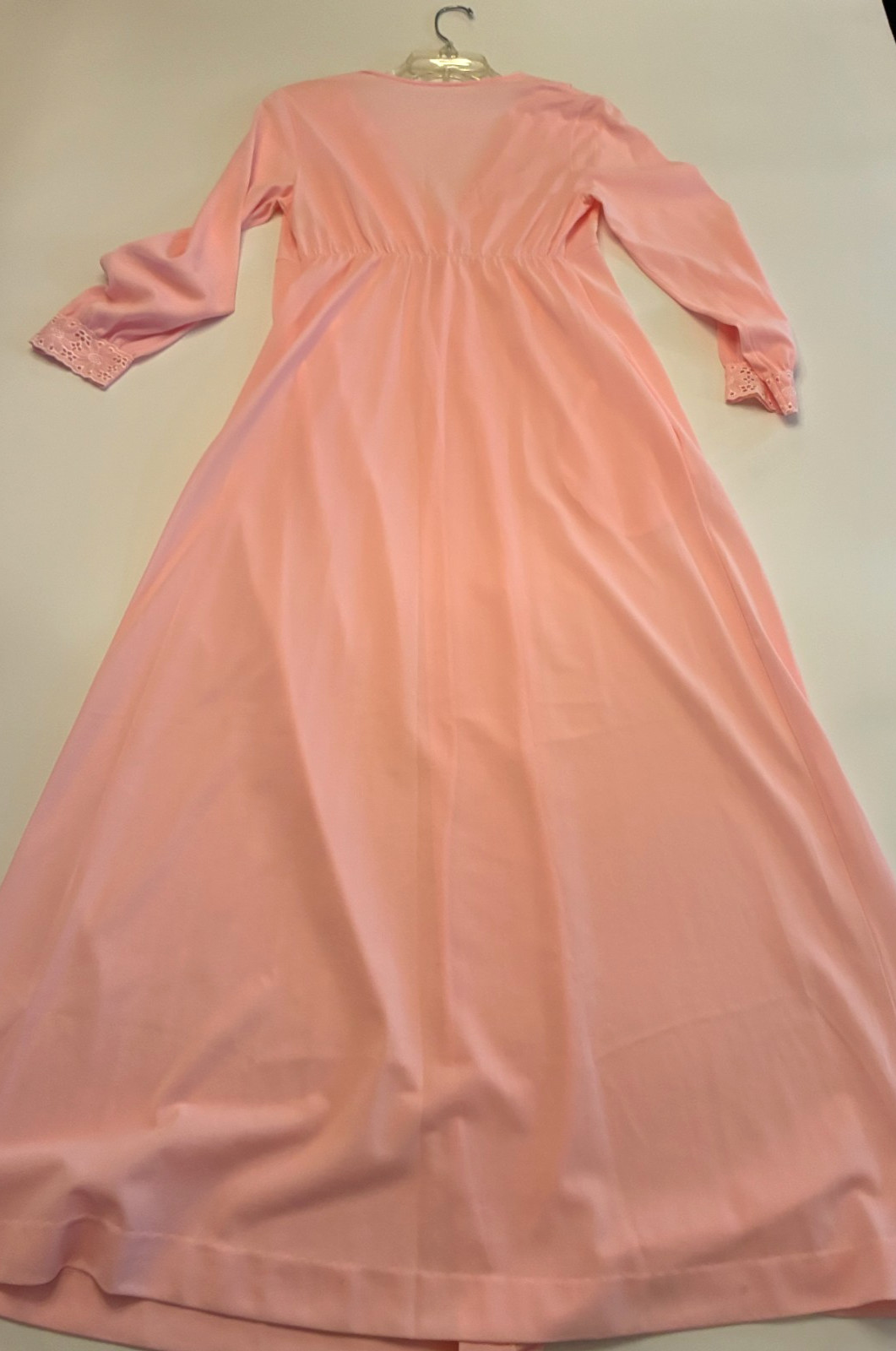 Vintage GOSSARD ARTEMIS LONG ROBE Small PEACH PINK Nylon Crepe Eyelet LACE Sheer
