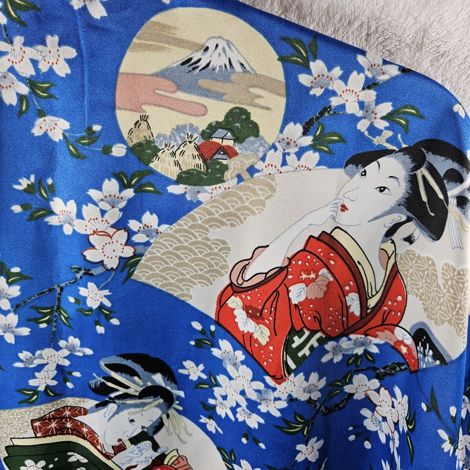 Vintage Kimono Robe Womens M Satin Royal Blue Japanese Style Geisha Artsy