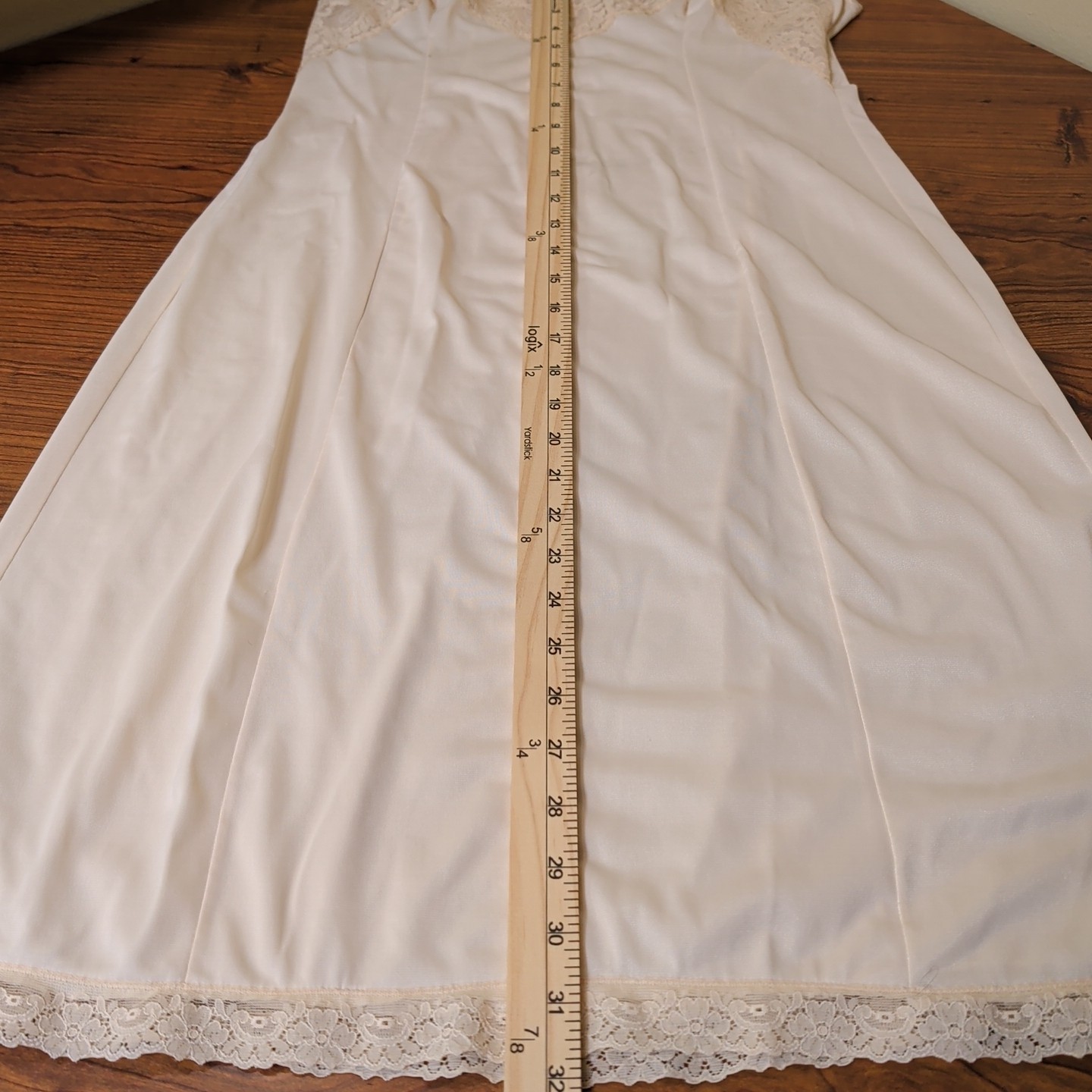Vintage Wonder Maid Non Cling Slip Ivory Cream with Lace Size 36