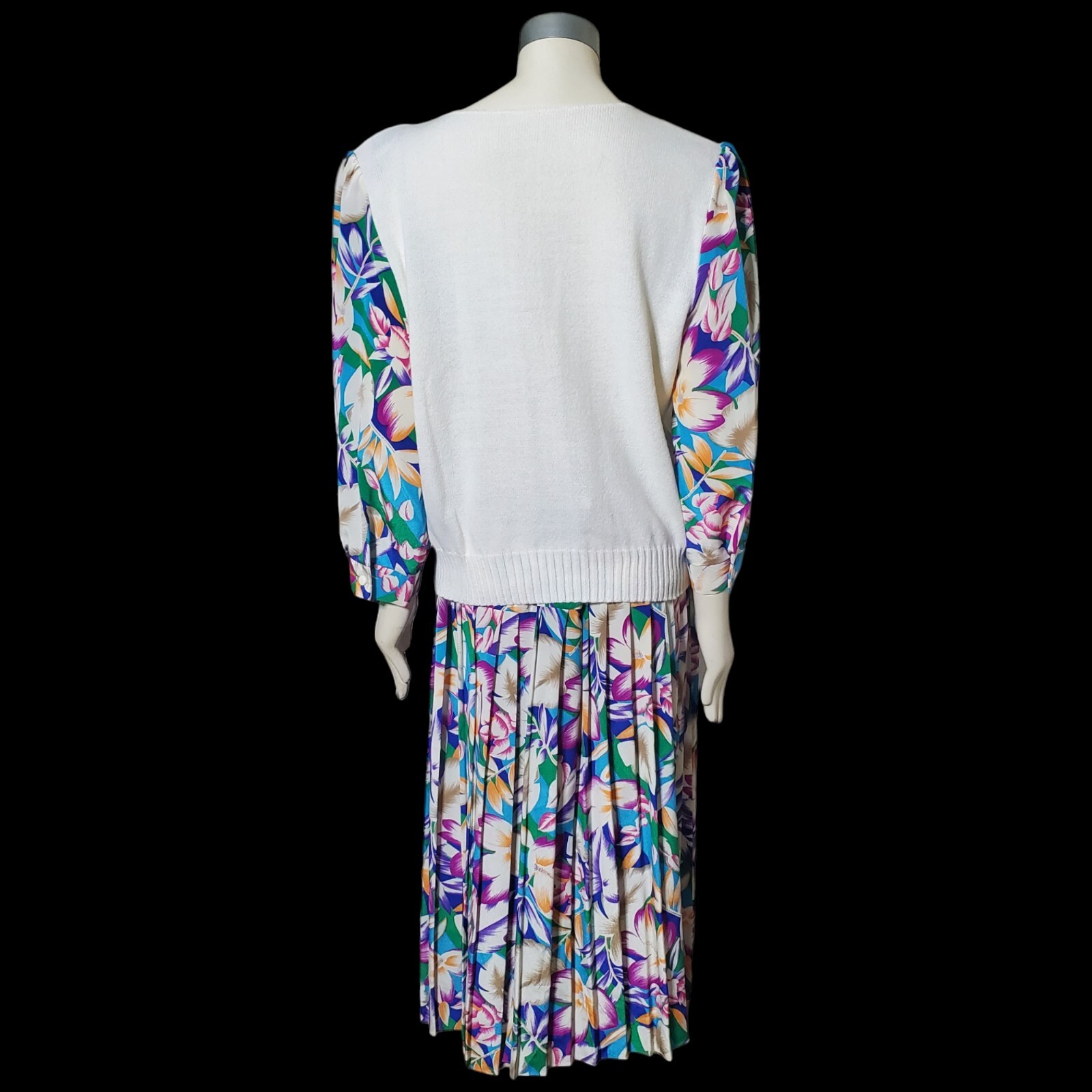 Vintage Green Pink Floral Pleated Skirt Suit Long Sleeve Top Size 1X (No Tags)