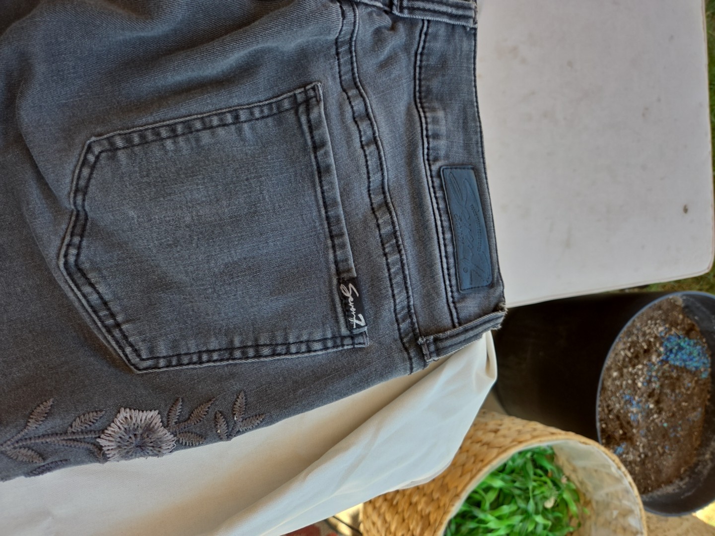 Classic Woman’s Skinny Style Size 12 Jeans Heavy Embroideredy On Both Legs