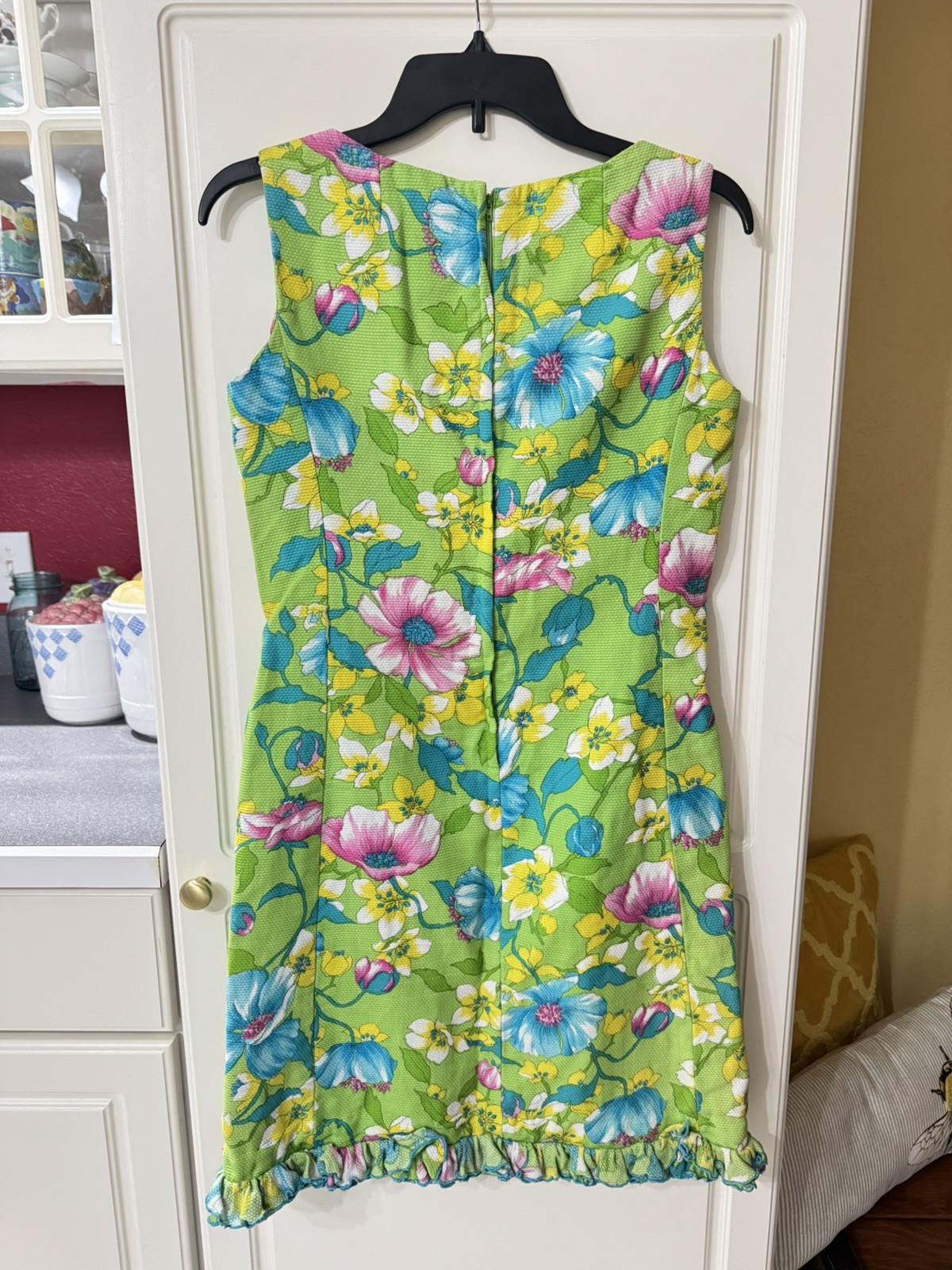 Vintage McMullen Dress Size 10 Happy Bright Floral Green Ruffled Hem Retro