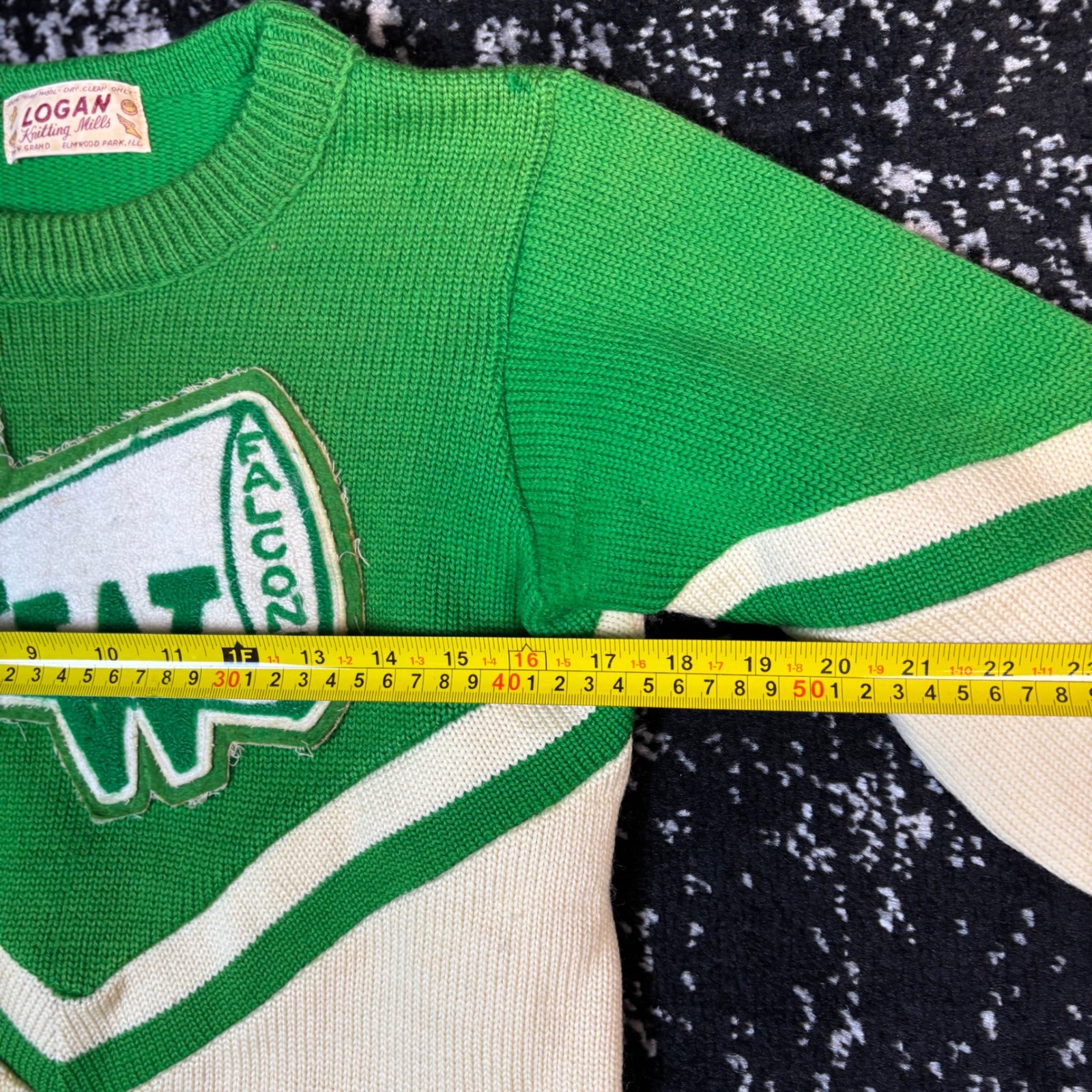 Women’s Vintage 60s 70s Logan Knitting Mills Wool Cheer Leader Knit Sweater M