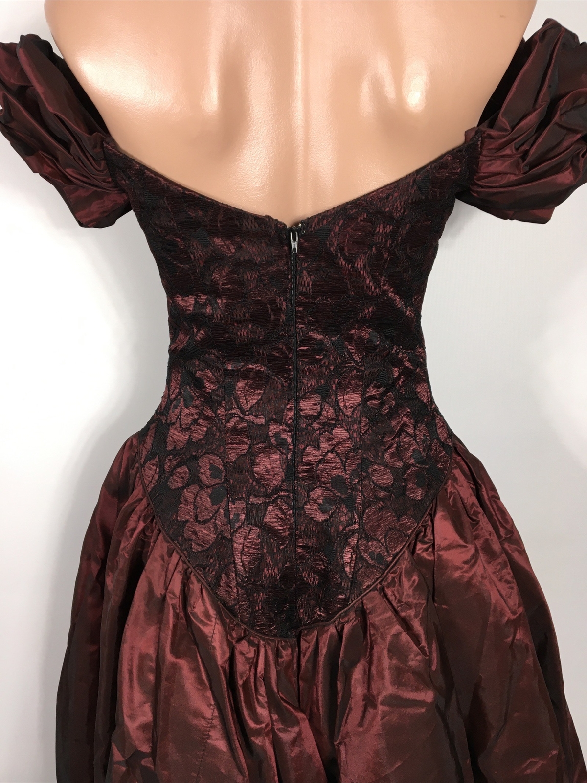Sharon Atkin Deja Vu vintage dress maroon lace off shoulder Prom Tulle 80s sz 3