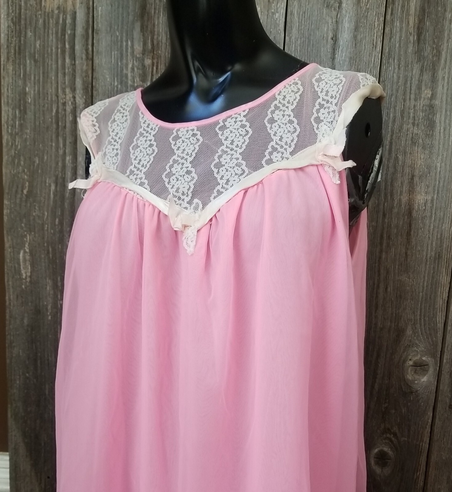 Vintage CHIC Lingerie Pink Lace Nightie Babydoll Nightgown Nylon Size S/M