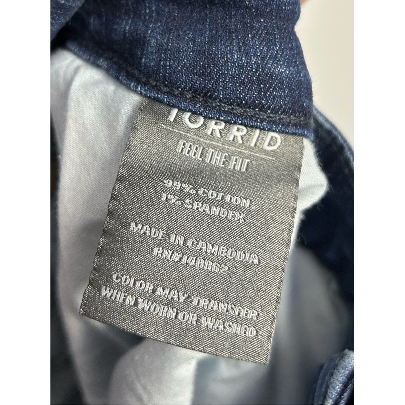 Torrid Boyfriend Straight Vintage Stretch Denim Jeans 28T