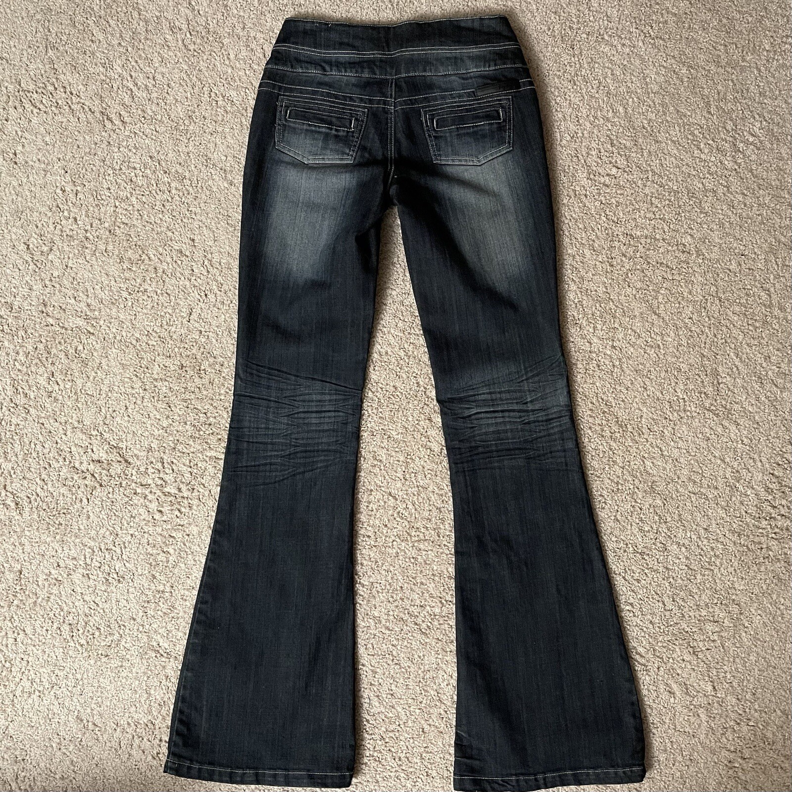Tall Girls Vintage Side Button Mid Rise Flare Jeans by Foxy -37” Inseam – Size 6