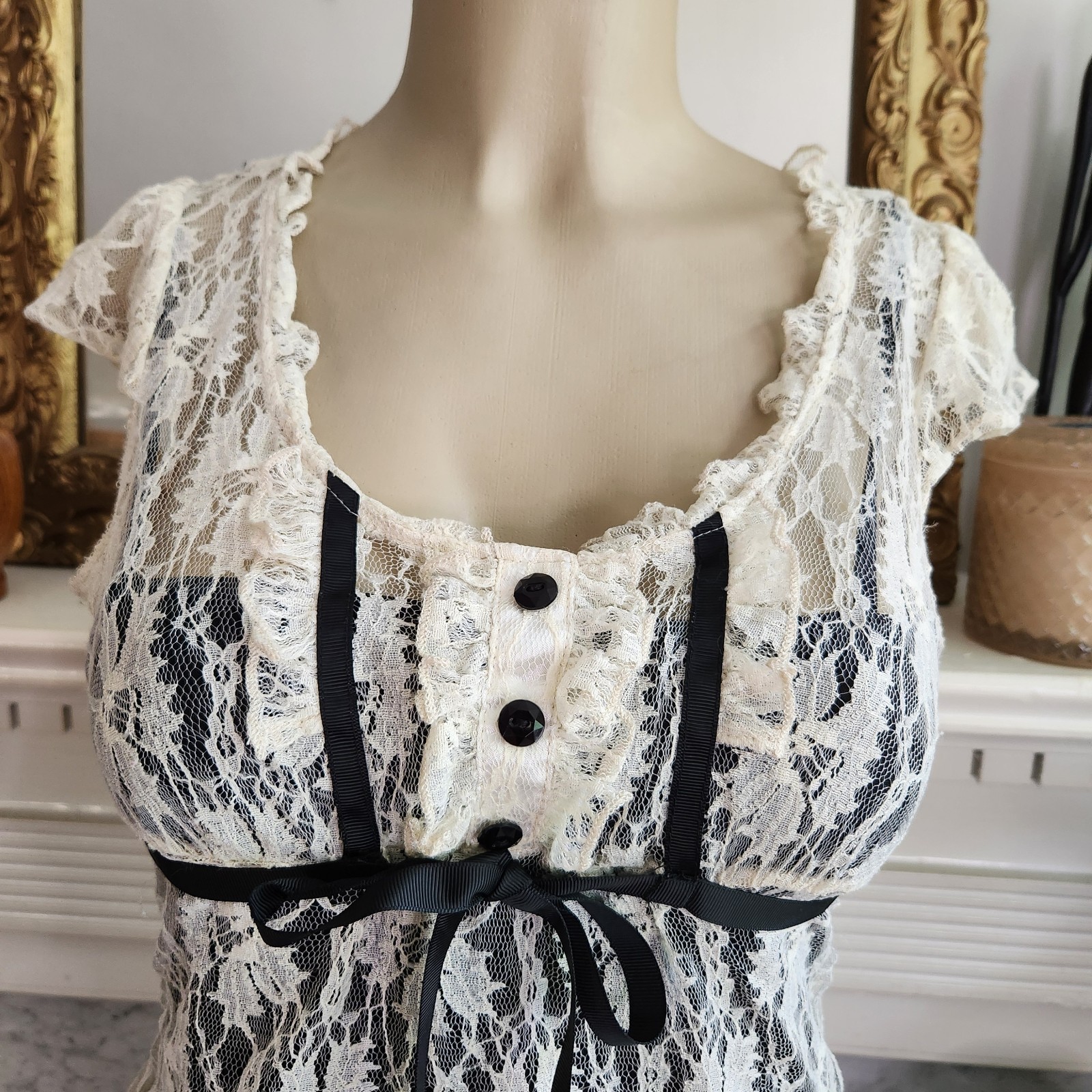 Vintage 90s Y2K Beige Lace Top Sz M Black Ribbon Sheer Ruffle Gothic Romantic