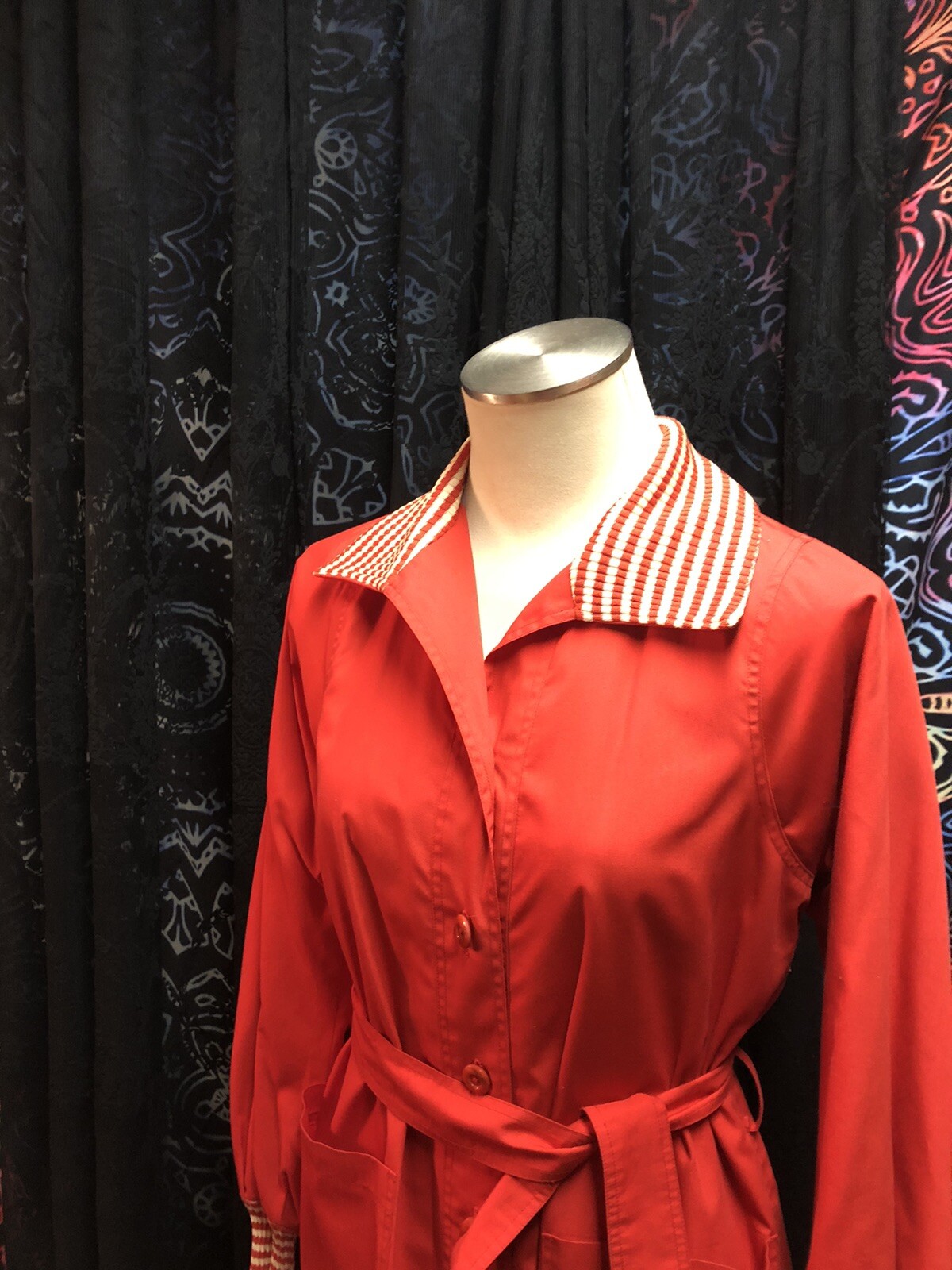 The Clothes Horse vintage Shirt Dress Jacket Size 12 Red Candy Stripe Duster