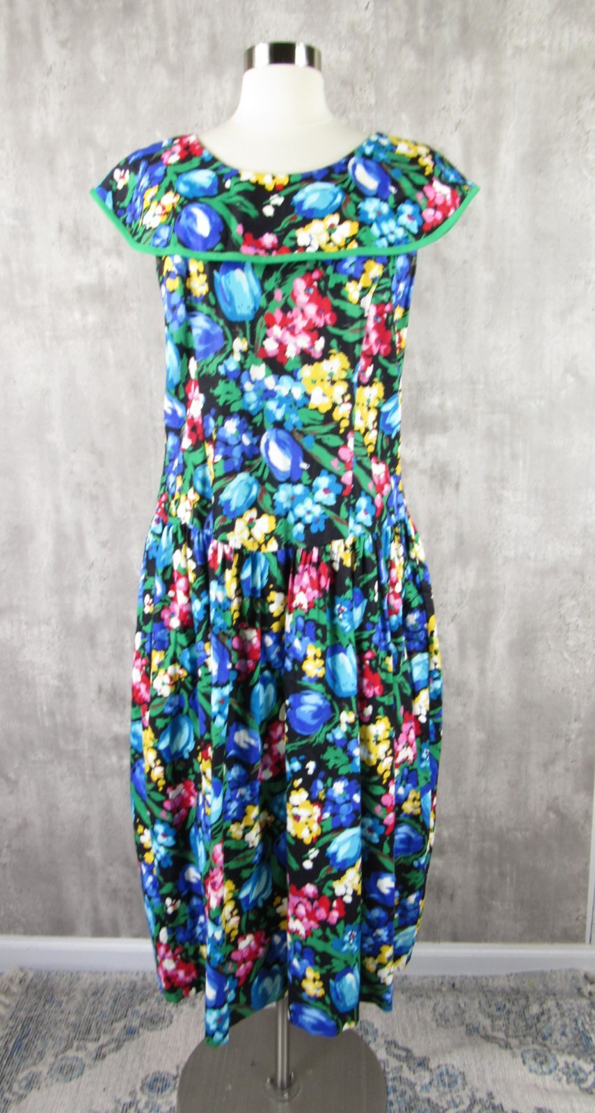 Vintager 80s L/XL Coloful Floral Print Cotton Drop Waist Tea Dress Bow Flared