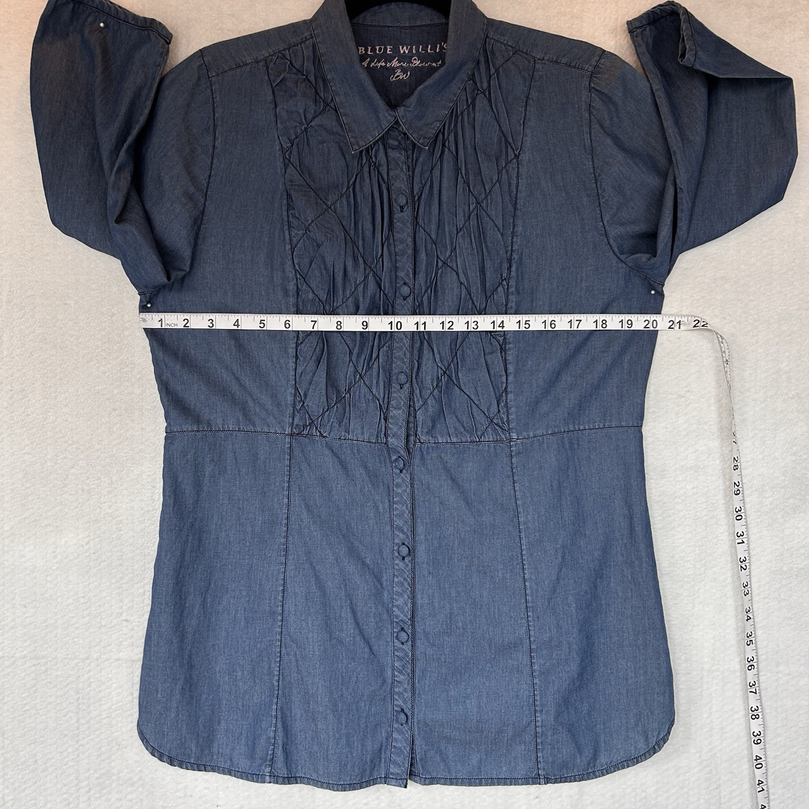 Women’s Vintage Blue Willi’s “A Life More Present” Smocked Denim Shirt SZ MED