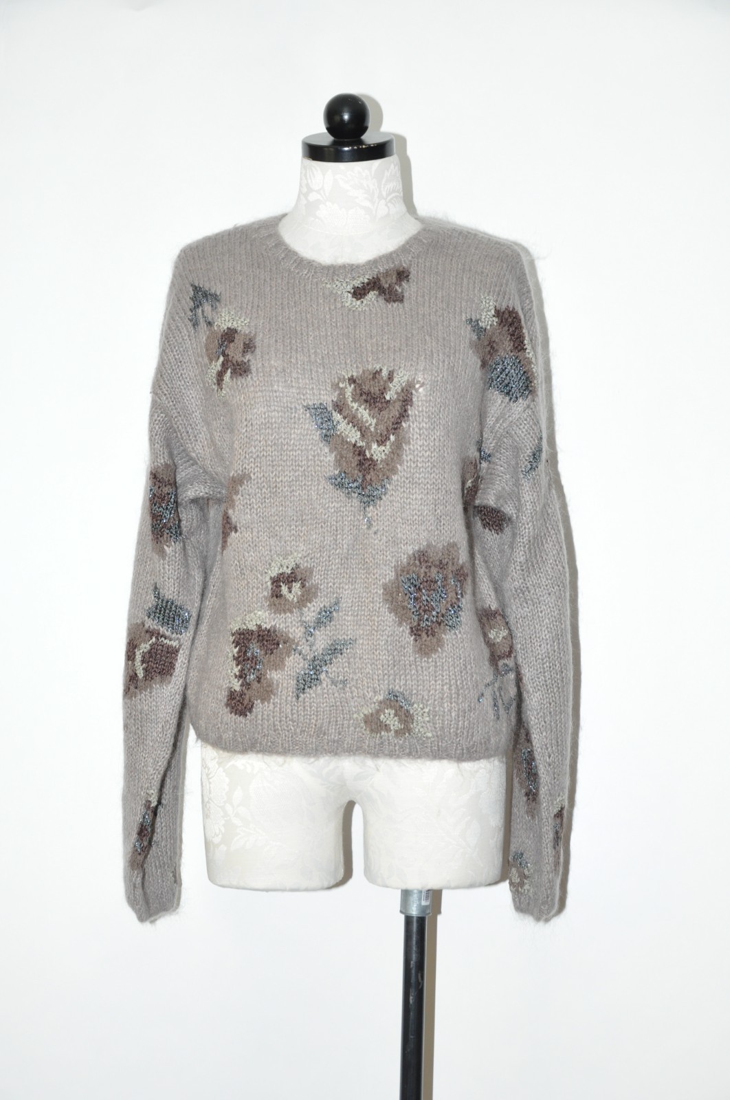 90s Vintage Gray Floral Mohair Wool Handknit Crewneck Cropped Sweater Women M L