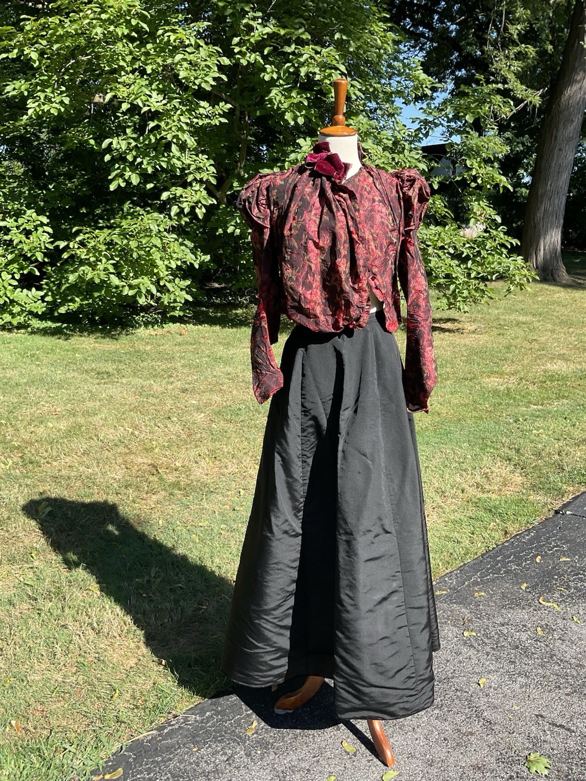 VINTAGE 1890s 2 PC BROCADE / TAFFETA WALKING SUIT. VELVET DETAIL. SOLD ” AS IS”