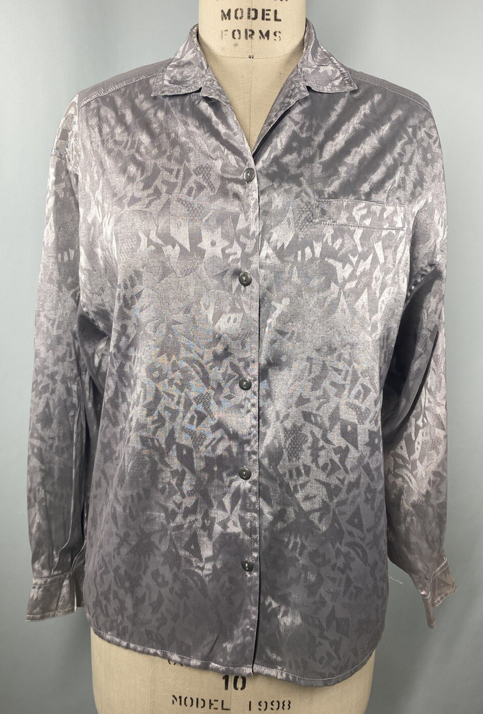 CHAUS Silver Jacquard Blouse Women SIZE MEDIUM gray 80s 90s rayon