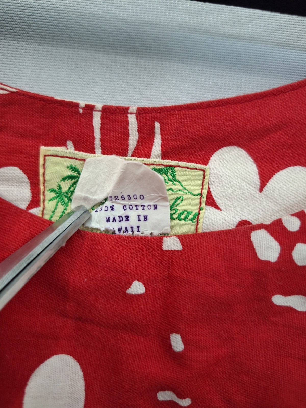 Womens Vintage 1960’s Groovy Hawaiian Dress Sz M Red Maxi Muu Muu Made in Hawaii