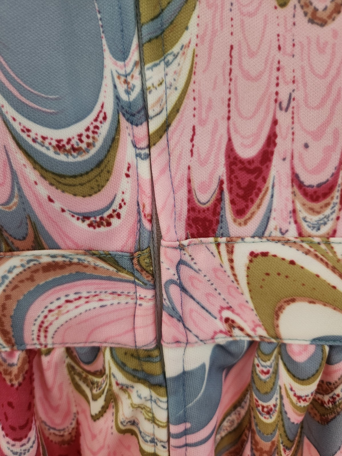 Vintage 1970’s Leslie Fay Sleeveless Hippie Marbled Maxi Dress Size 4 / Small