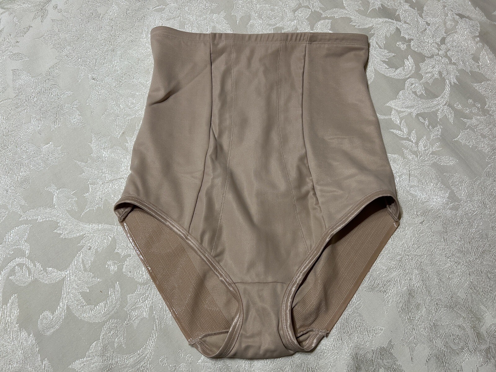 MIRACLESUIT 2705 XL Extra Firm Wonderful Edge Hi-Waist Nude Brief Panties
