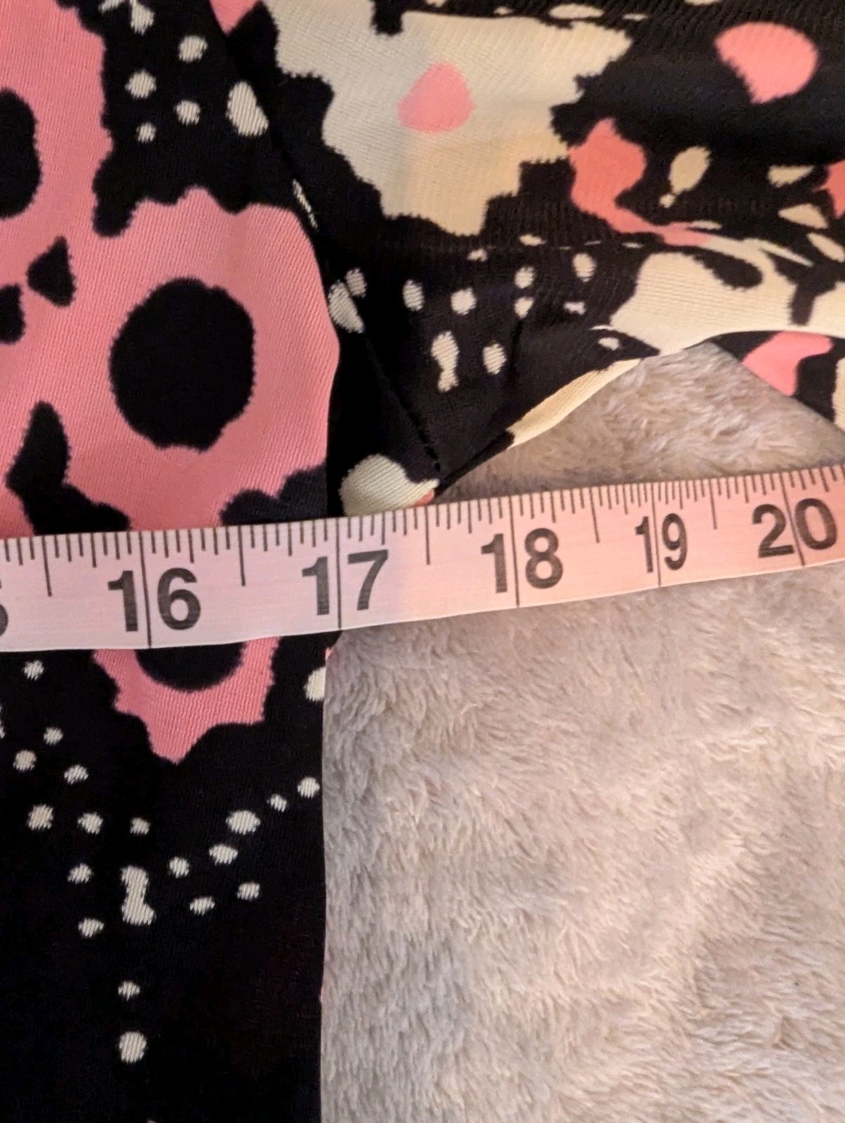 Vintage 1970s Handmade Black Pink White Floral Daisy Dress Maxi Longsleeve Small
