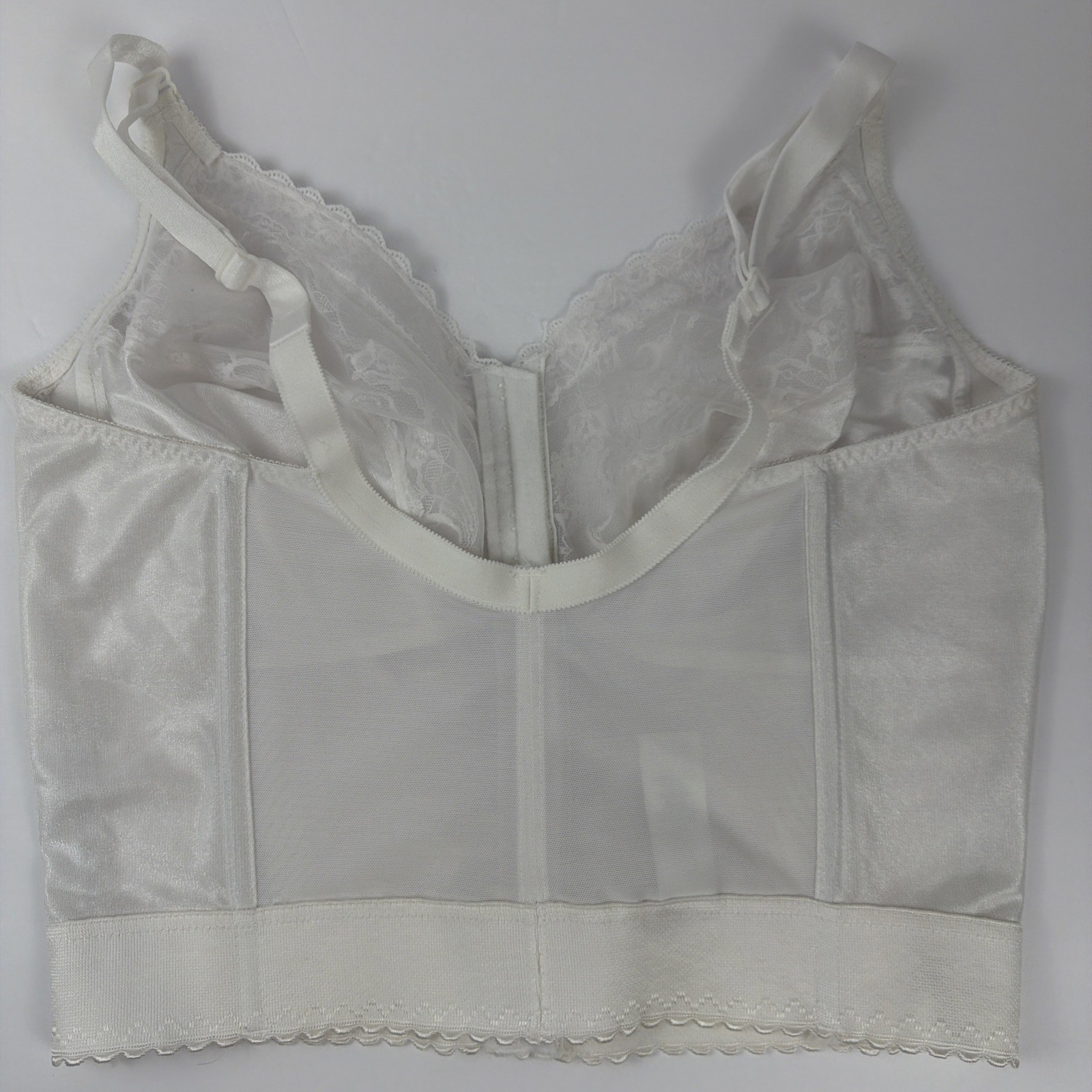 Vintage Carnival 40DDD Longline Bra White Lace Front Hook Boned Style 745
