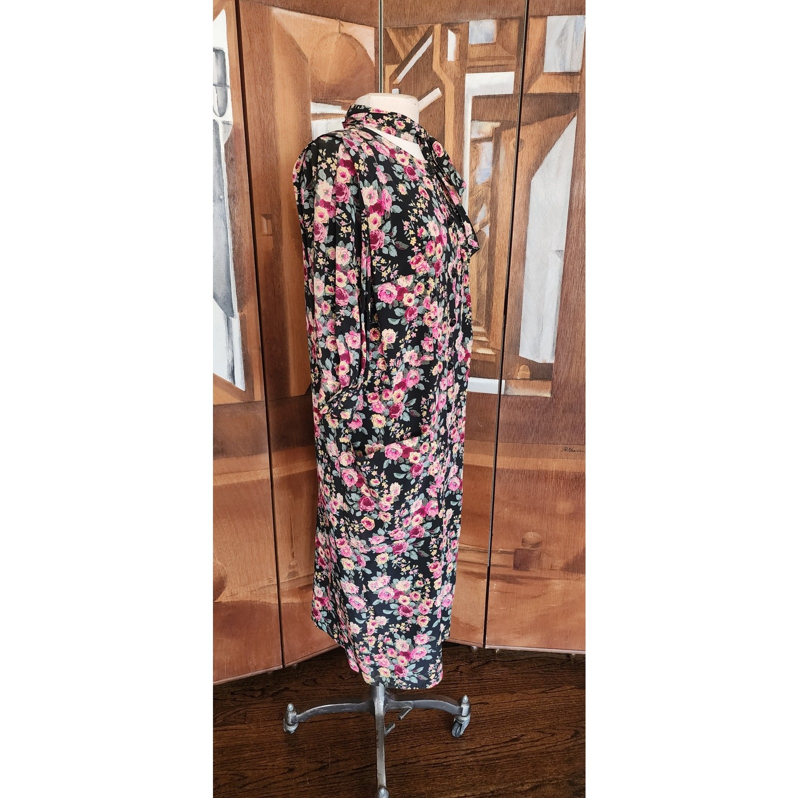 Vintage 1980s UNGARO Silk Floral Print Dress Necktie Sash Button Down Front