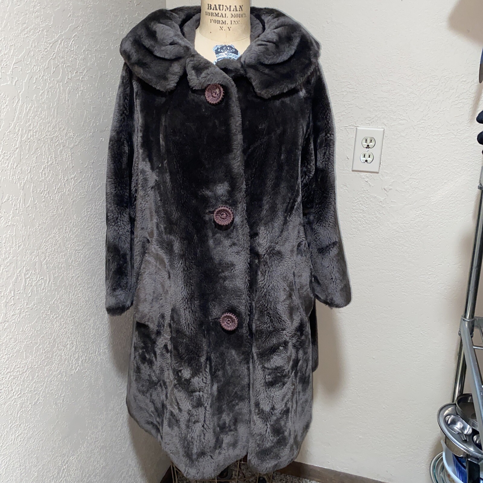 VTG Borgana Styled By Sportowne Cinderella Fashions Faux Fur Coat Size Med D Bwn