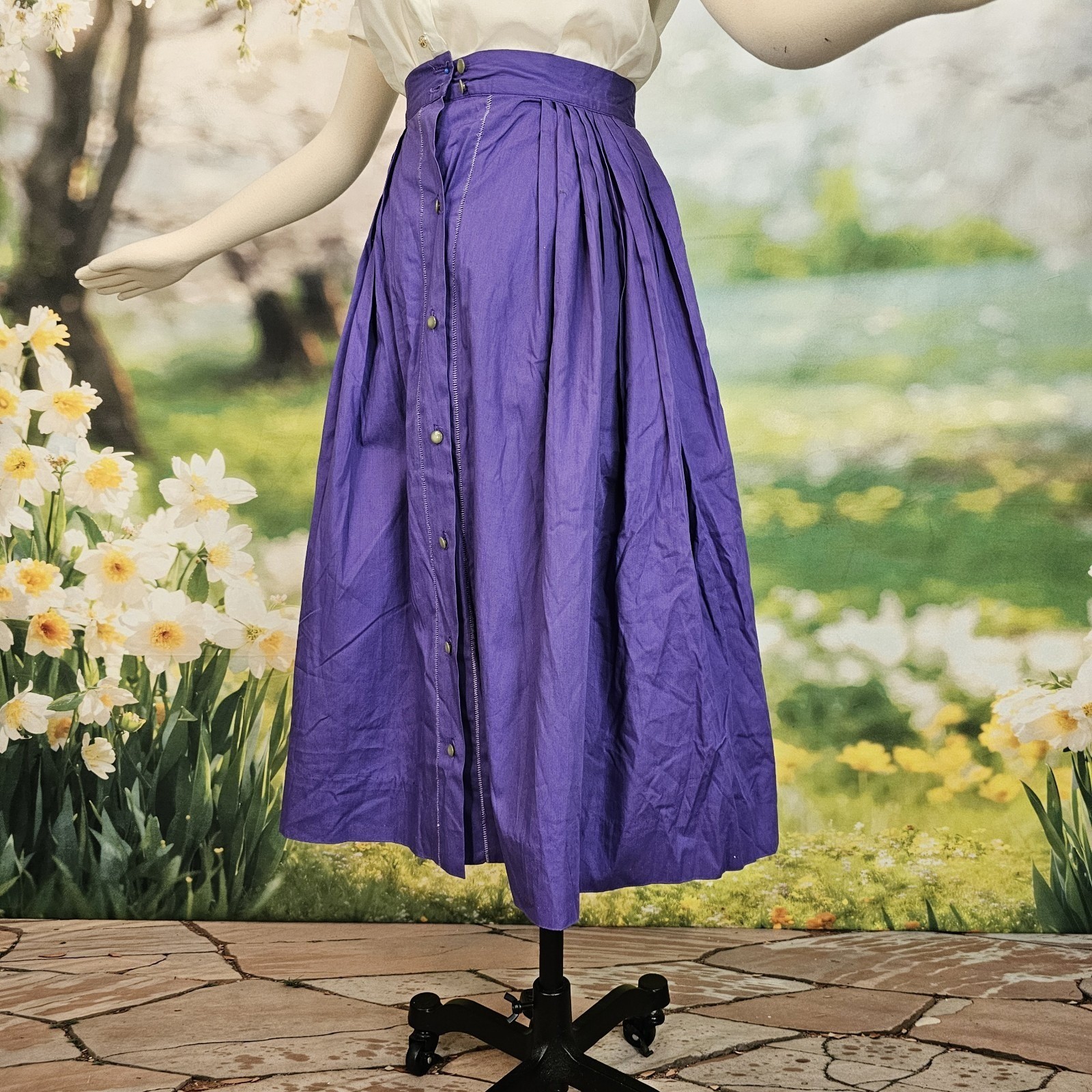 Vintage 1950s Skirt Button Front Purple Pleated Midi Circle Skirt Pinup