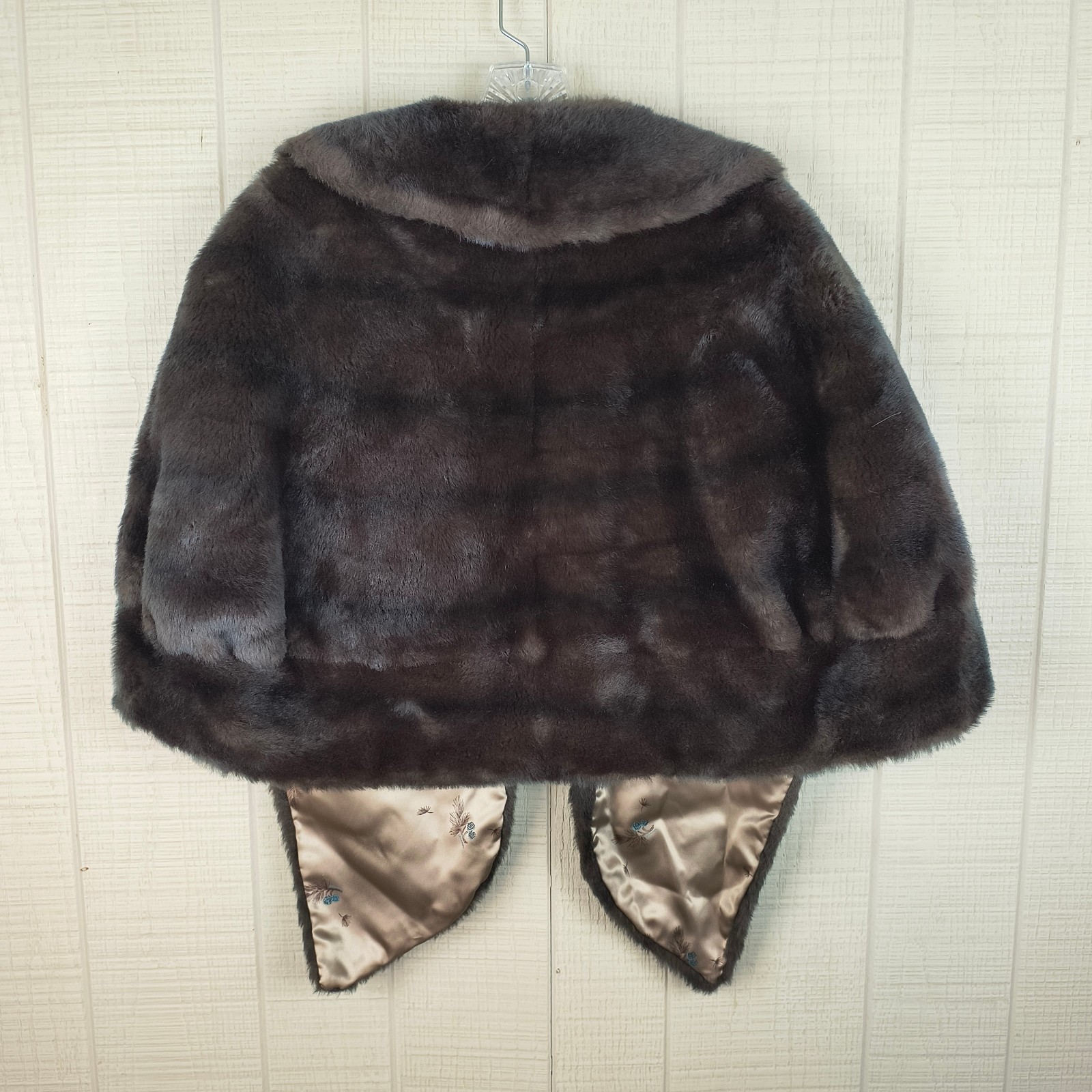 Vintage 60s Regina Glenara by Glenoit Faux Fur Capelet Cape Stole Made in USA