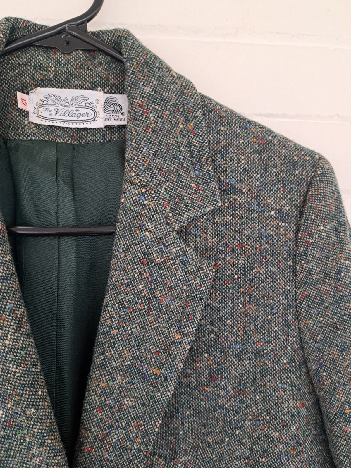 Vintage 100% Wool Blazer. Variegated Green Gown Size 12 Lined Shoulder Pads