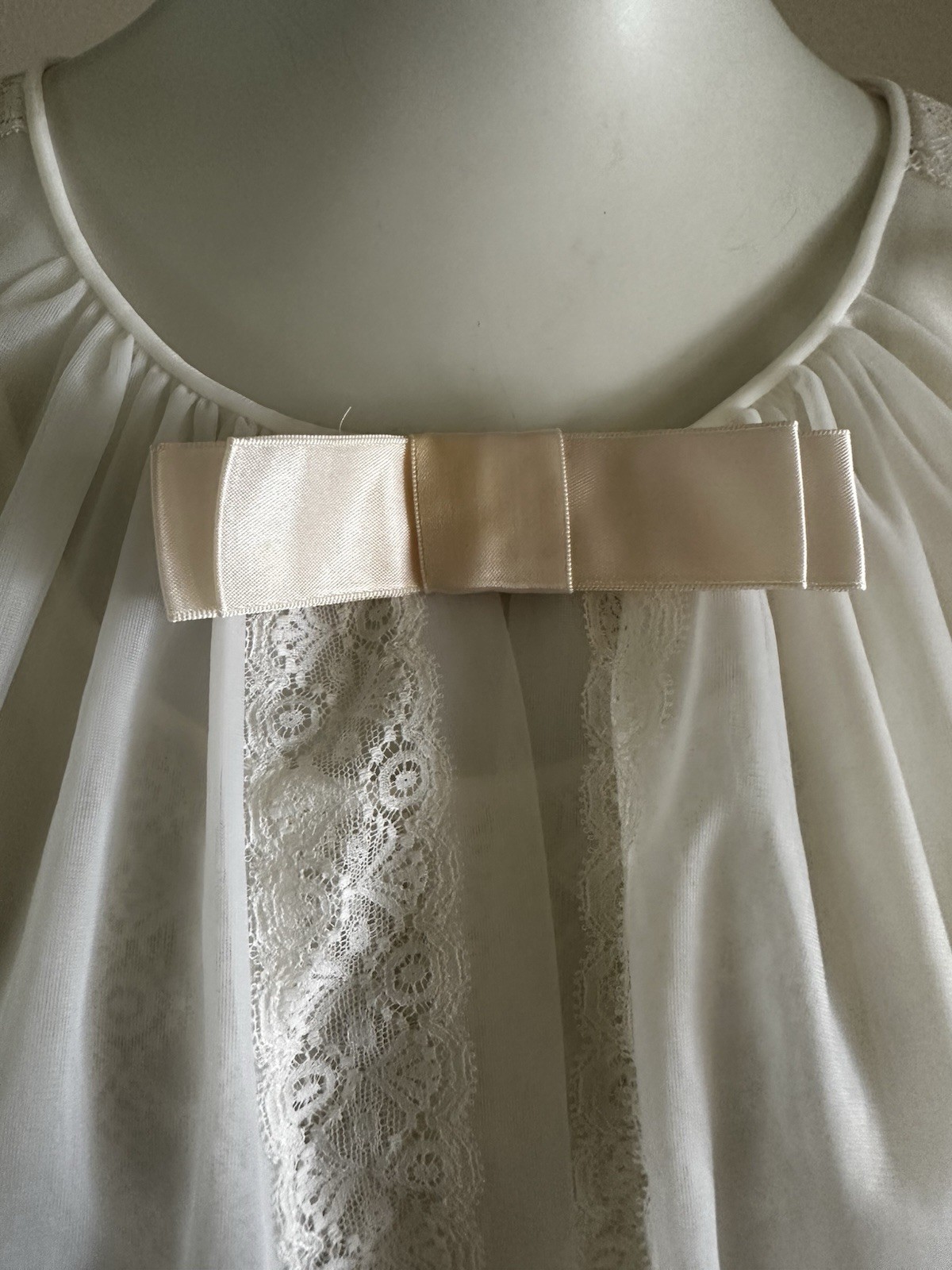 1960s Shadowline Nylon Peignoir Set M Babydoll Robe Lace Floral Sheer Boudoir