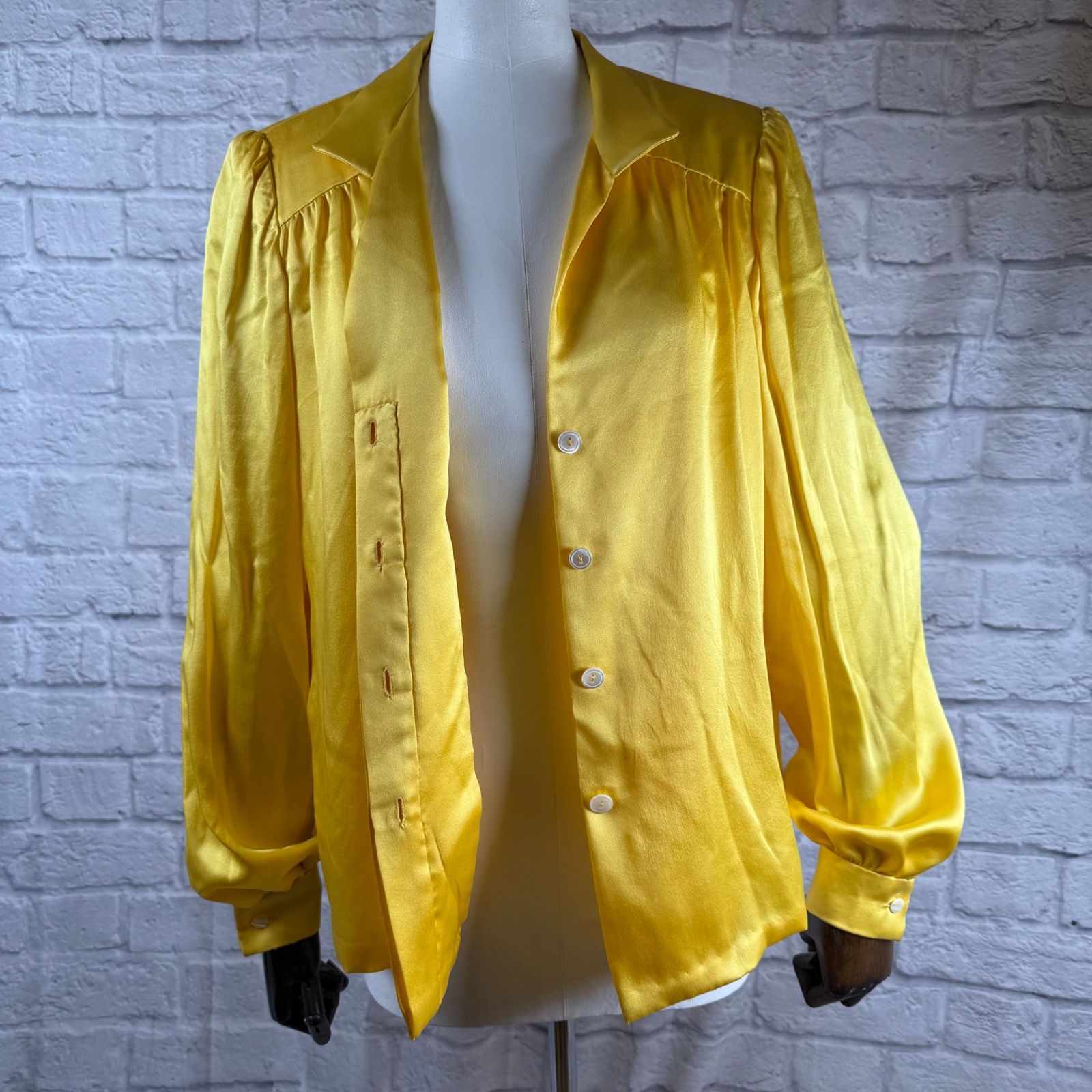 VTG Roberto Avolio Yellow Silk Women’s Blouse And Scarf Made In Italy Sz 42 US 6