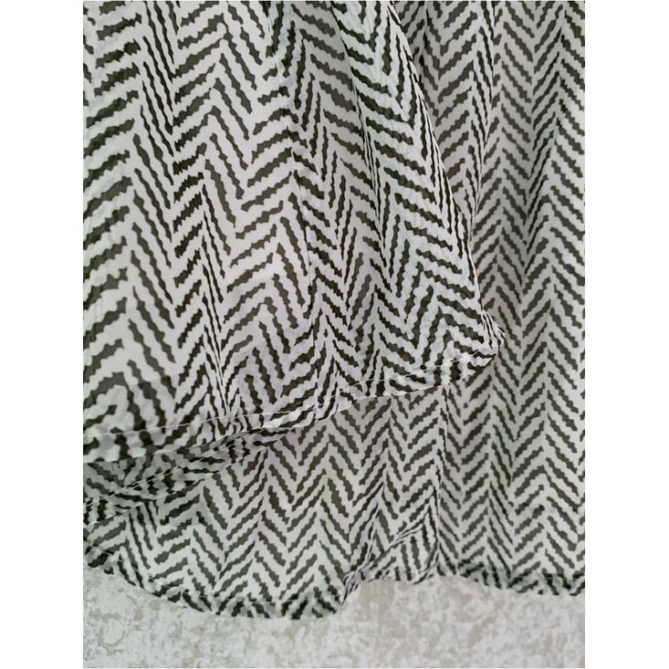 Old Navy Cream and Hazel Green Patterned A-Line Mini Skirt Medium Lined