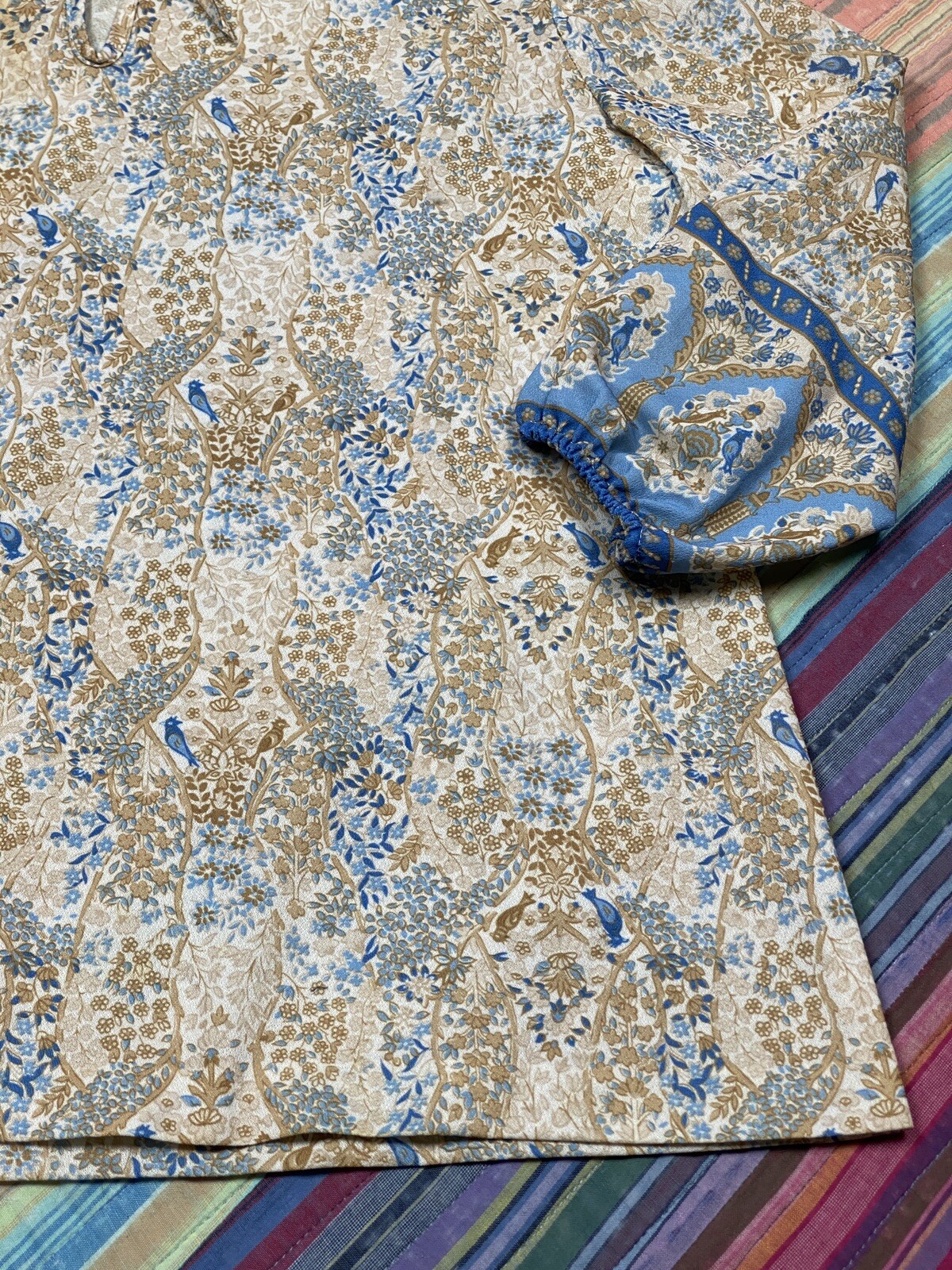 Vtg 70s Retro Disco Era Blouse Vines Birds Tan Blue Womens Size 38 Tie At Neck