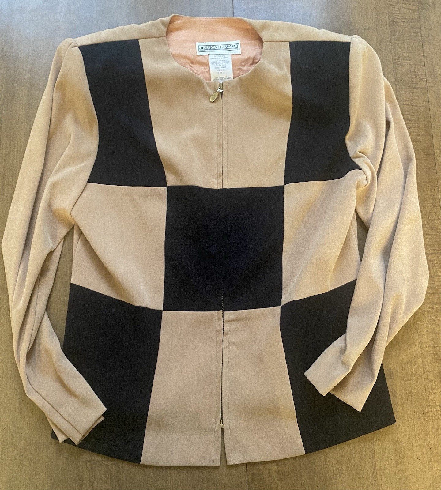 Jessica Howard Vintage 2 Pc, Size 10 Suit, Color Block, USA Made Shoulder Pads