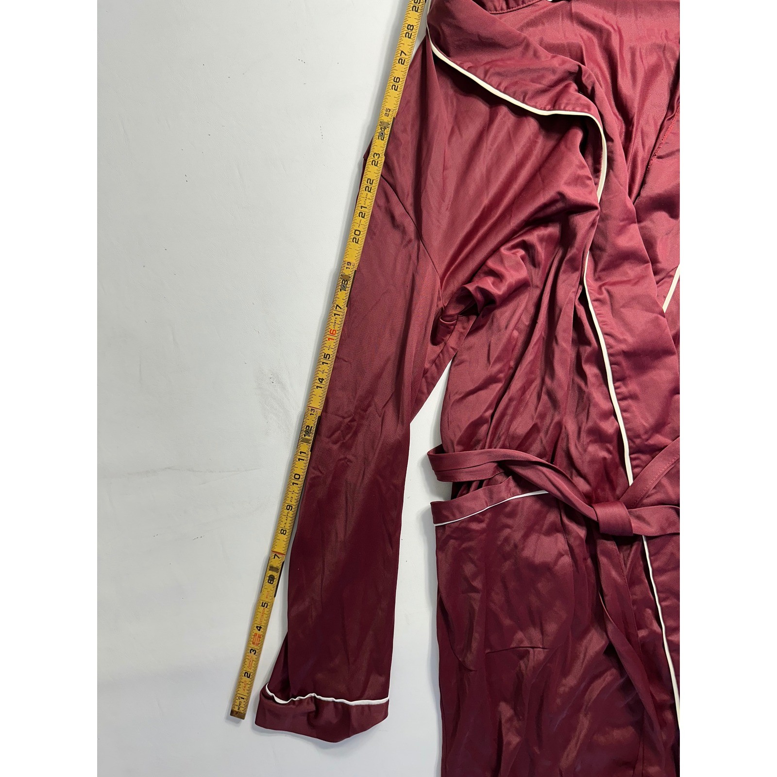 Vintage Towncraft JCPenney Burgundy Nylon Tricot Wrap Robe White Piping Large