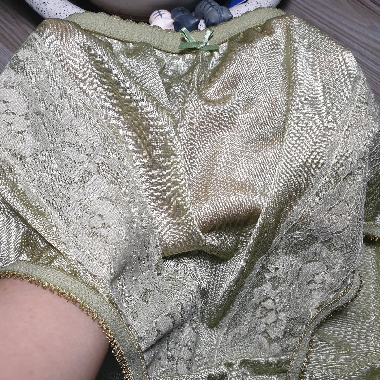 Vintage Silky Nylon Panty Olive Green Sissy Lace Granny Brief Size 8 Hip 40-44″