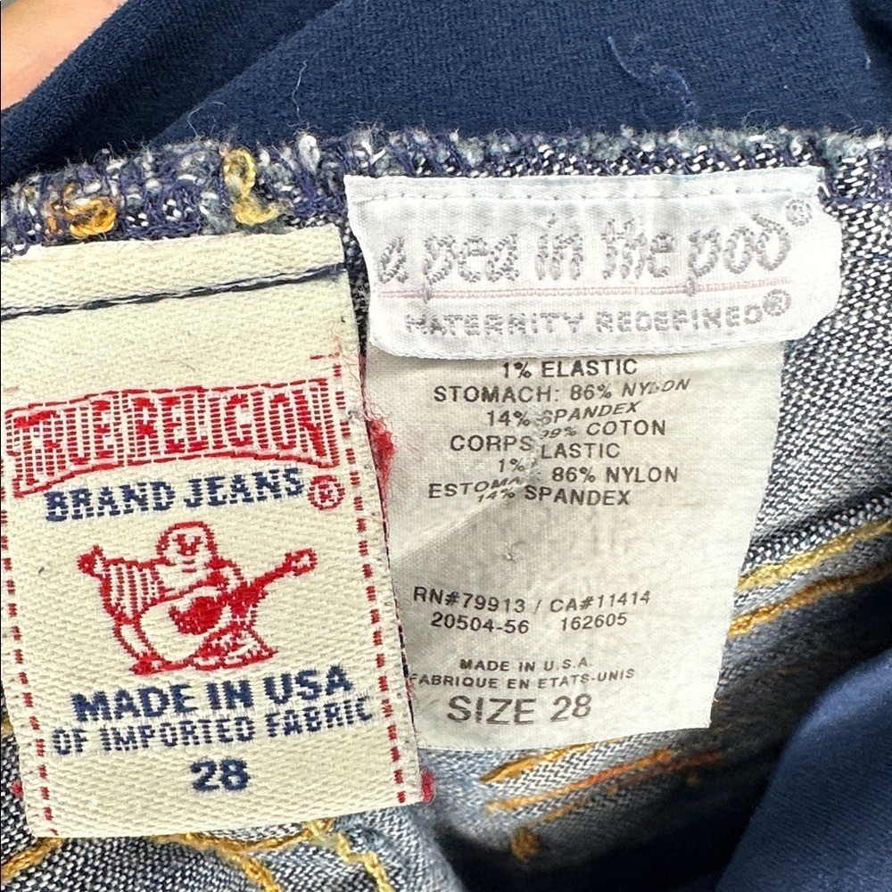 True Religion women’s 28 Dark Wash Maternity Wide Leg Jeans pea in the pod boot