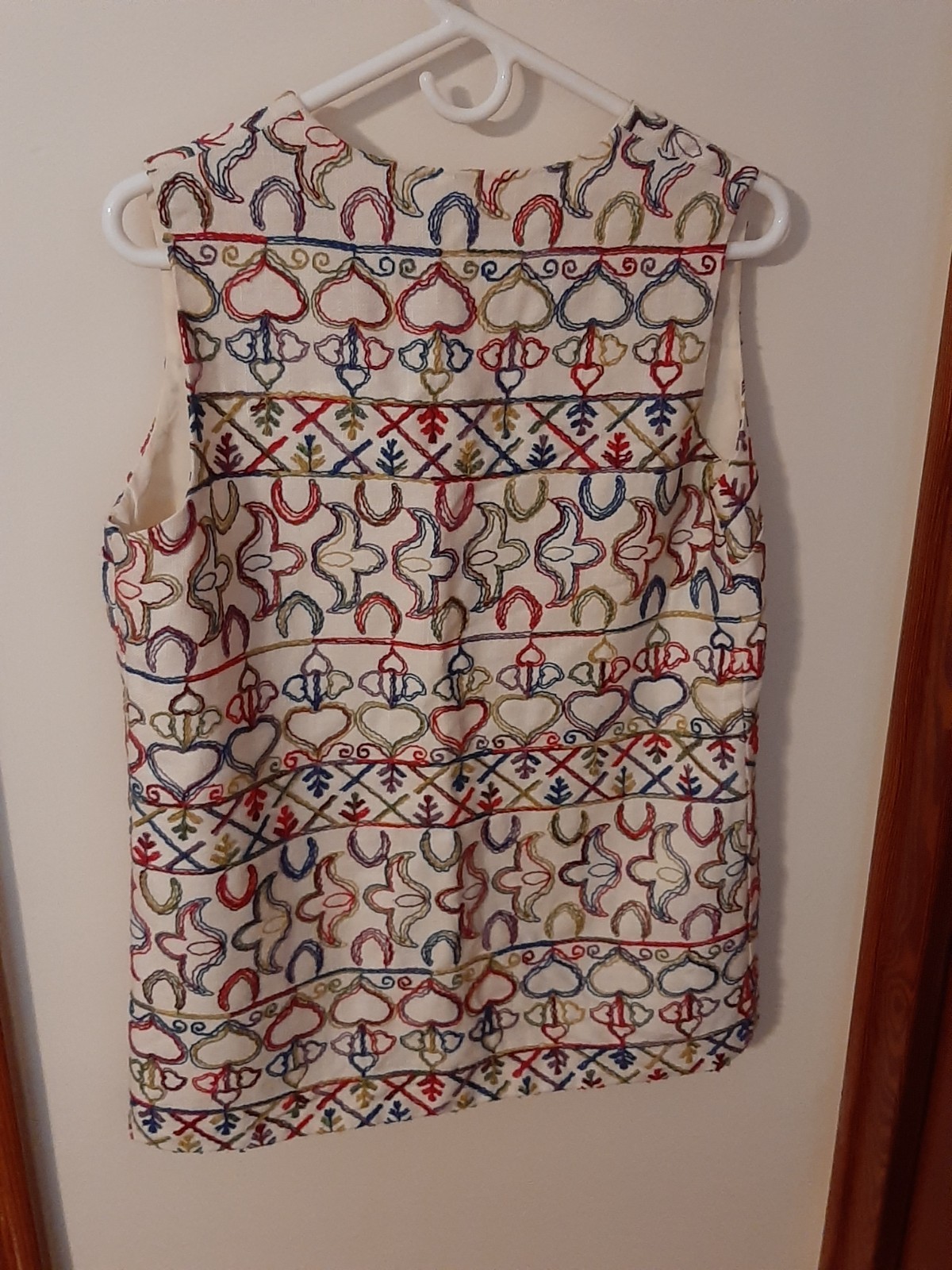 Vintage 1960s/70s Women’s Colorful Embroidered Vest by Aladdin Sz Med