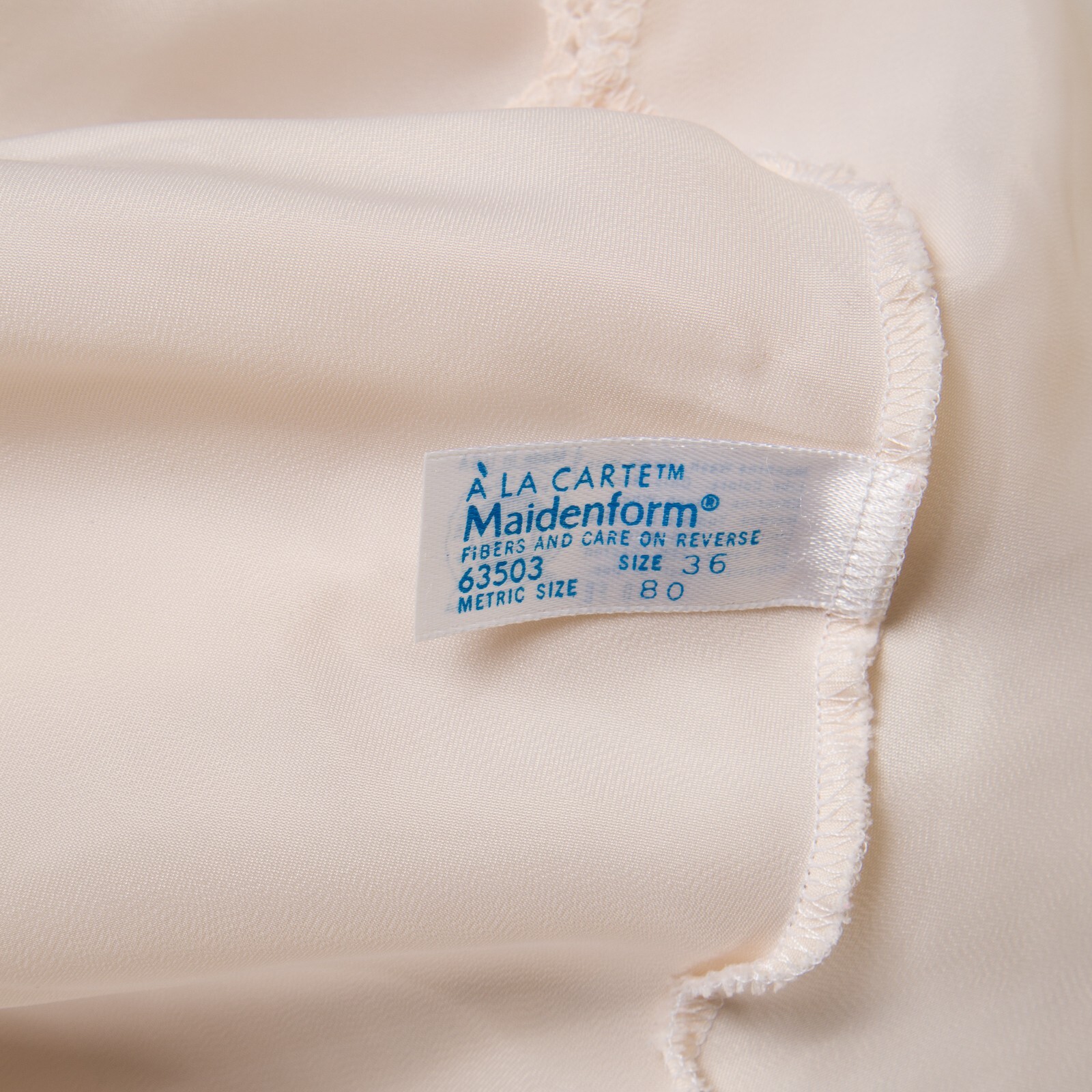 💖 MAIDENFORM Vintage Ivory Silky Satin Cami Tank Top Embroidered Front 36