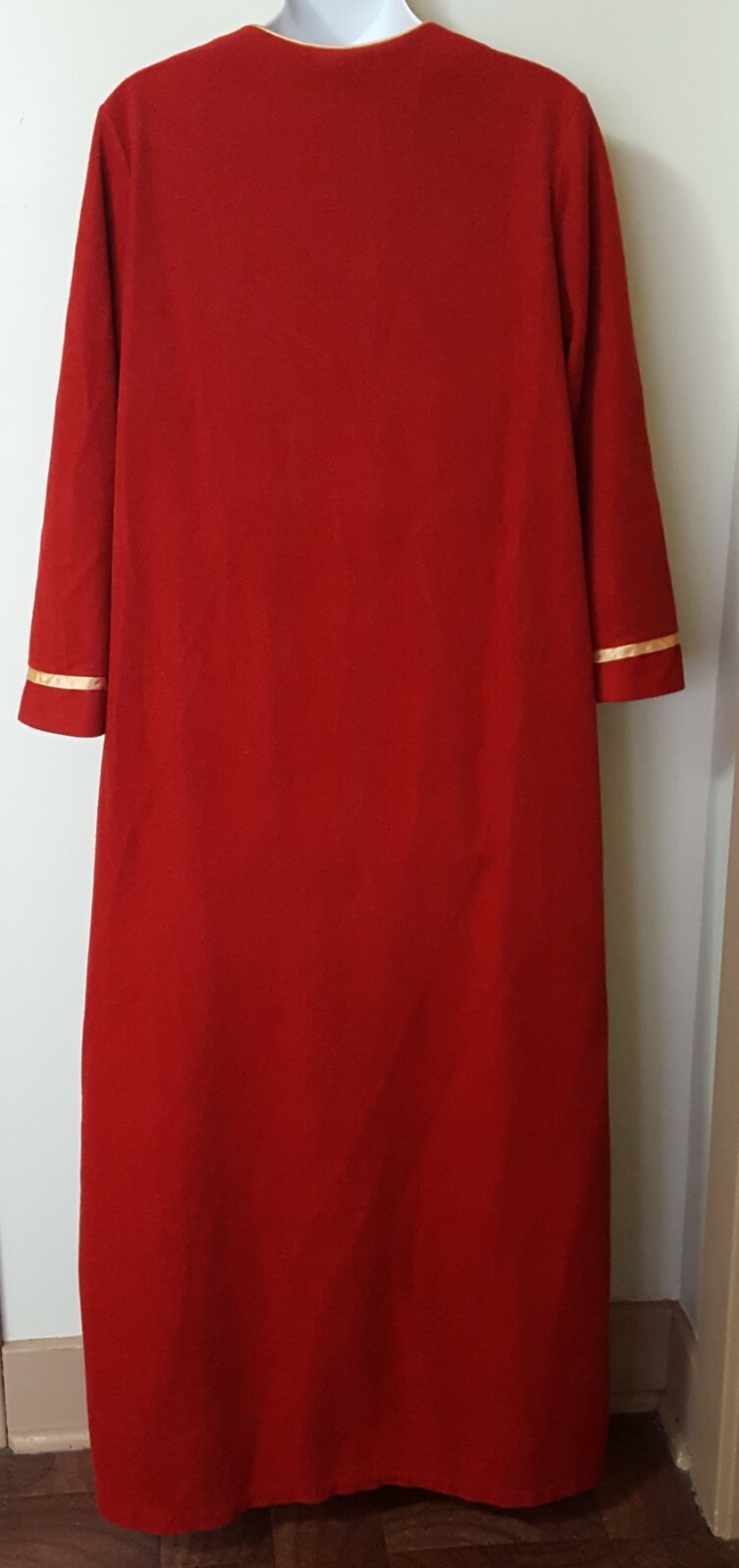 Vintage Plaza 9 Robe Loungewear