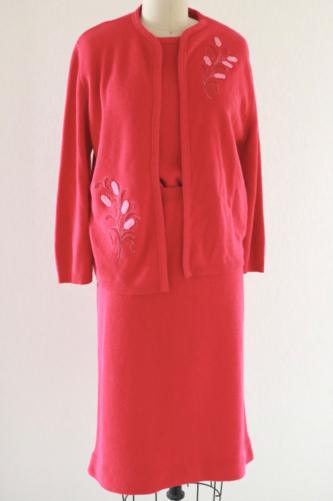 NWOT Vintage 50s 60s Pink 3 Piece Skirt, Top + Cardigan Set Embroidered Sz M
