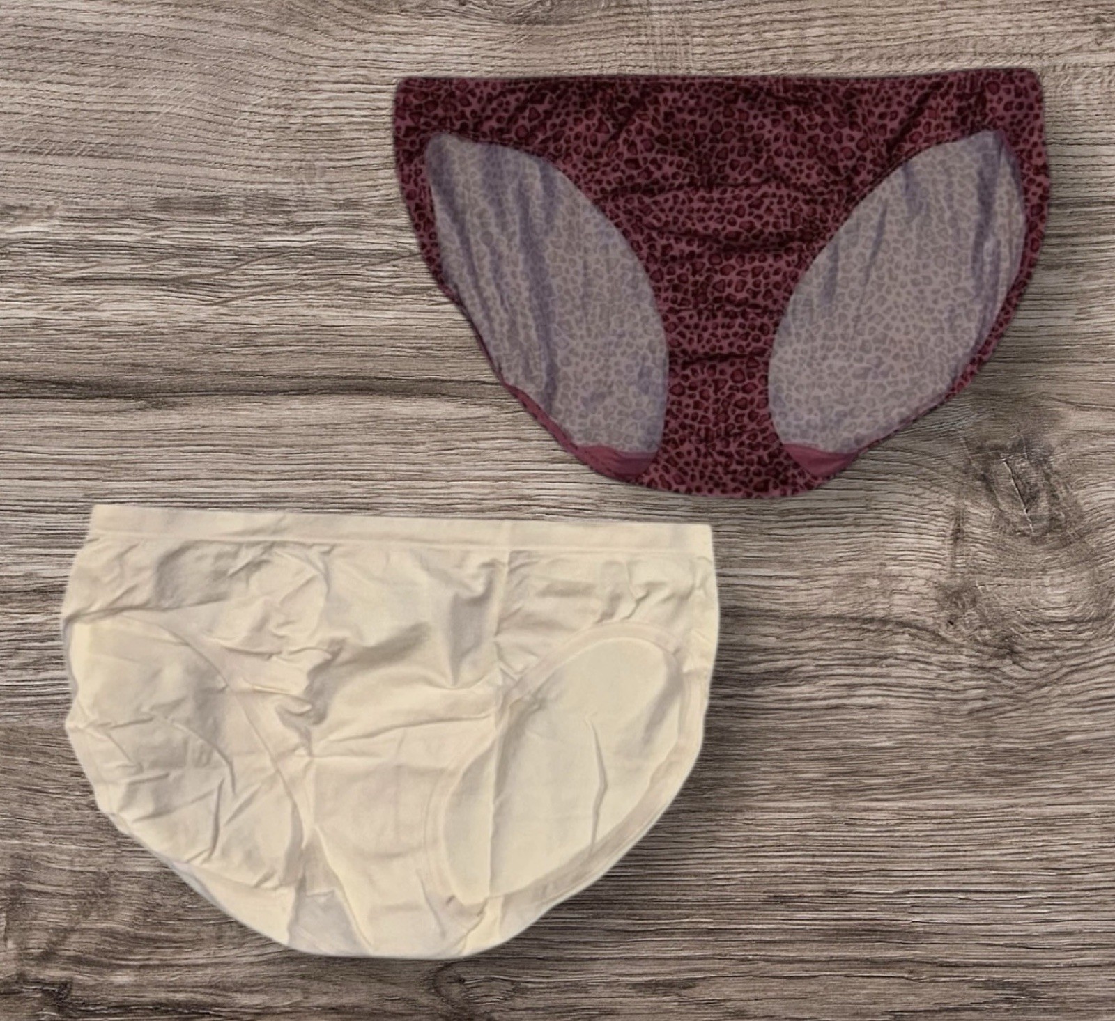 Lot of 2 Hanes Cheetah Silky Soft Nylon Panties Womens 9/2XL NOS